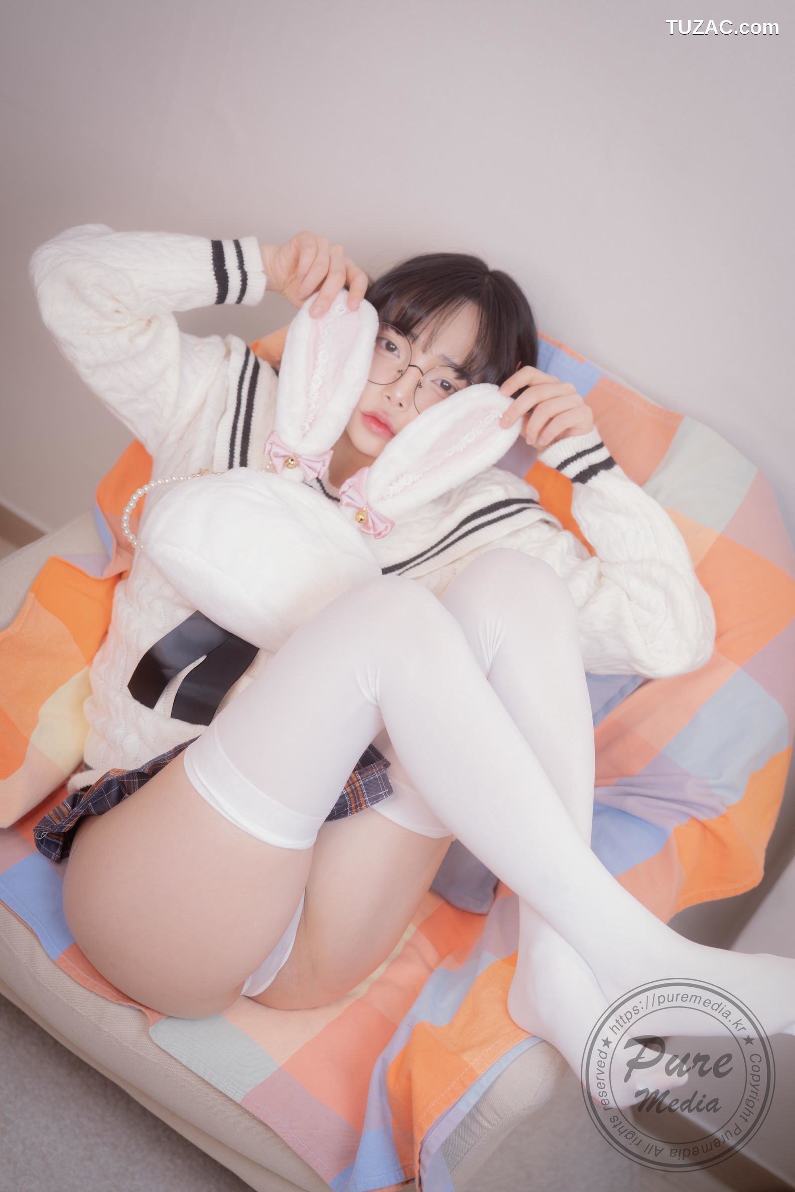 韩国美女-Jelly-被困在房间的女孩-Girl-Trapped-in-a-Rooftop-Room-Pure-Media-Vol.276