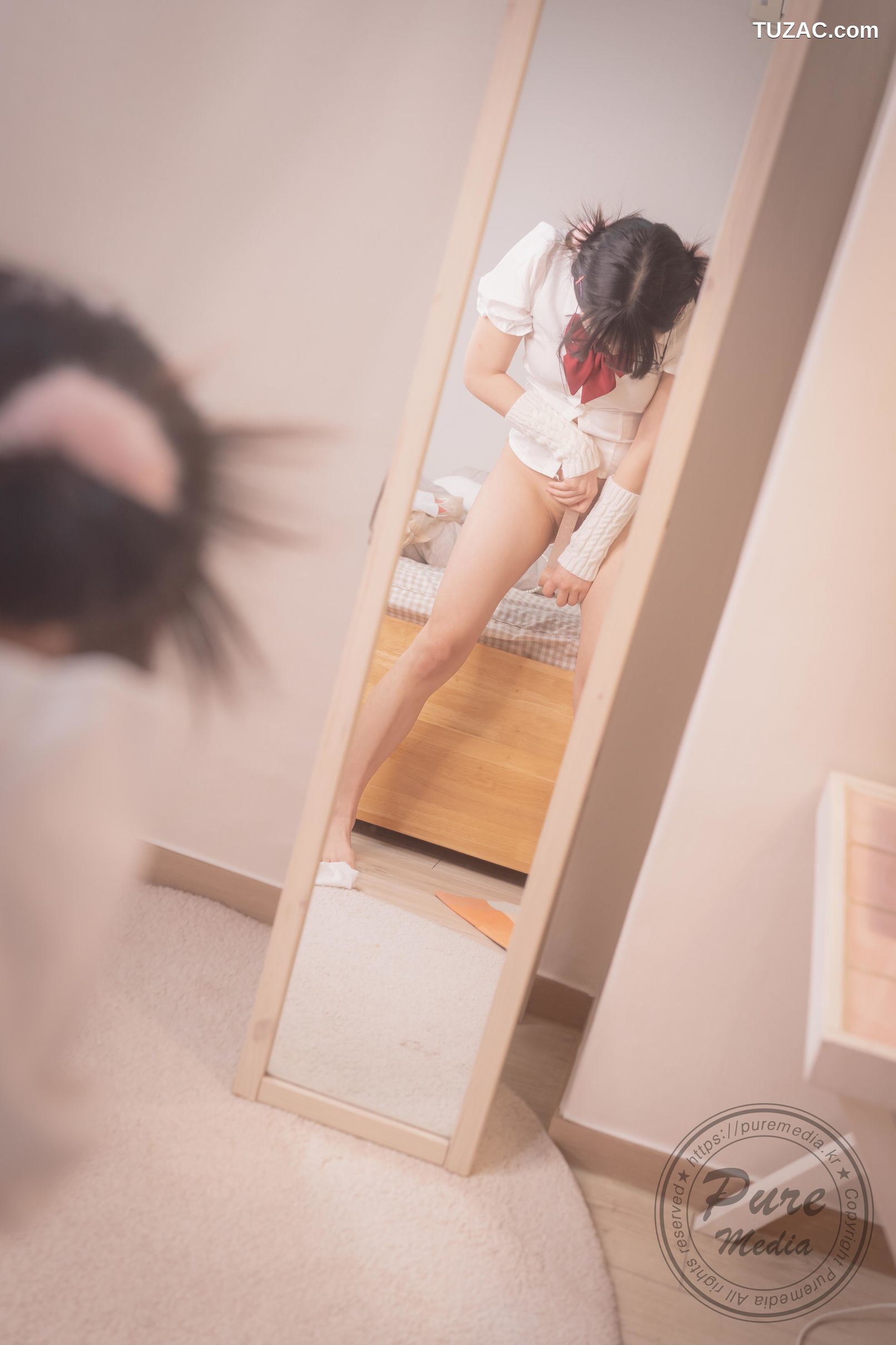 韩国美女-Jelly-被困在房间的女孩-Girl-Trapped-in-a-Rooftop-Room-Pure-Media-Vol.276