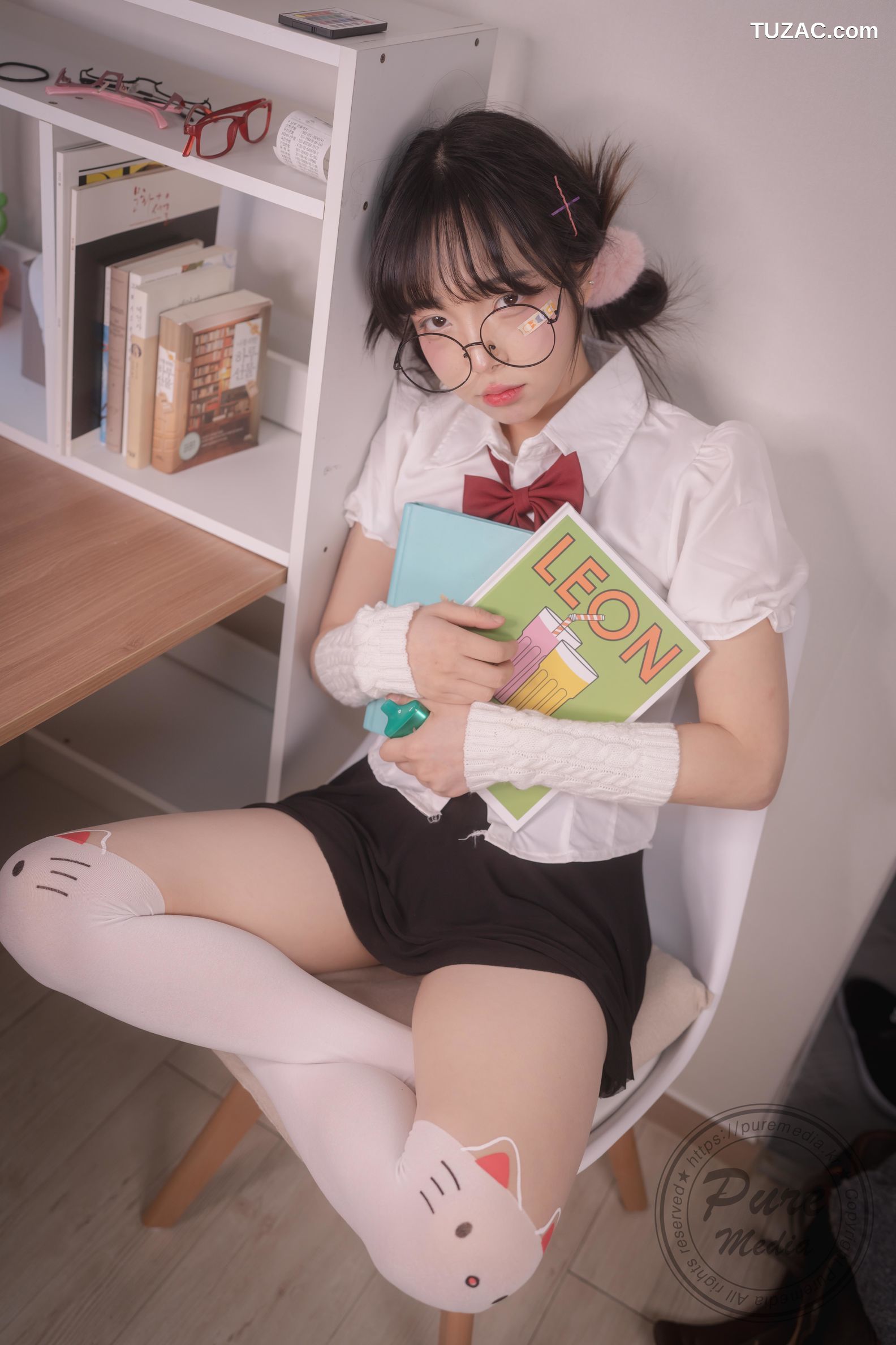 韩国美女-Jelly-被困在房间的女孩-Girl-Trapped-in-a-Rooftop-Room-Pure-Media-Vol.276