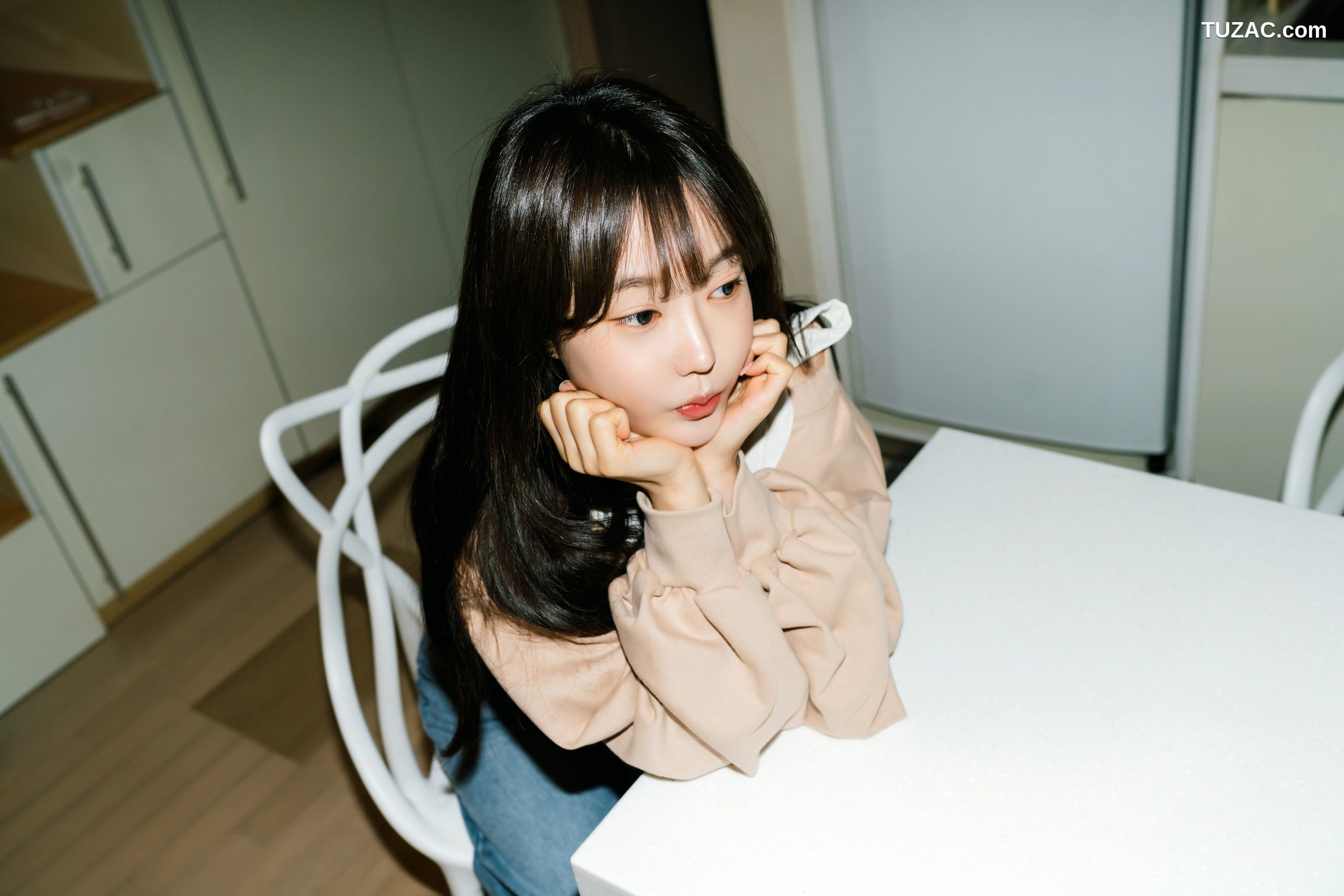 韩国美女-Jucy-女友的房间-无圣光-Girlfriend’s-Room-Moon-Night-Snap