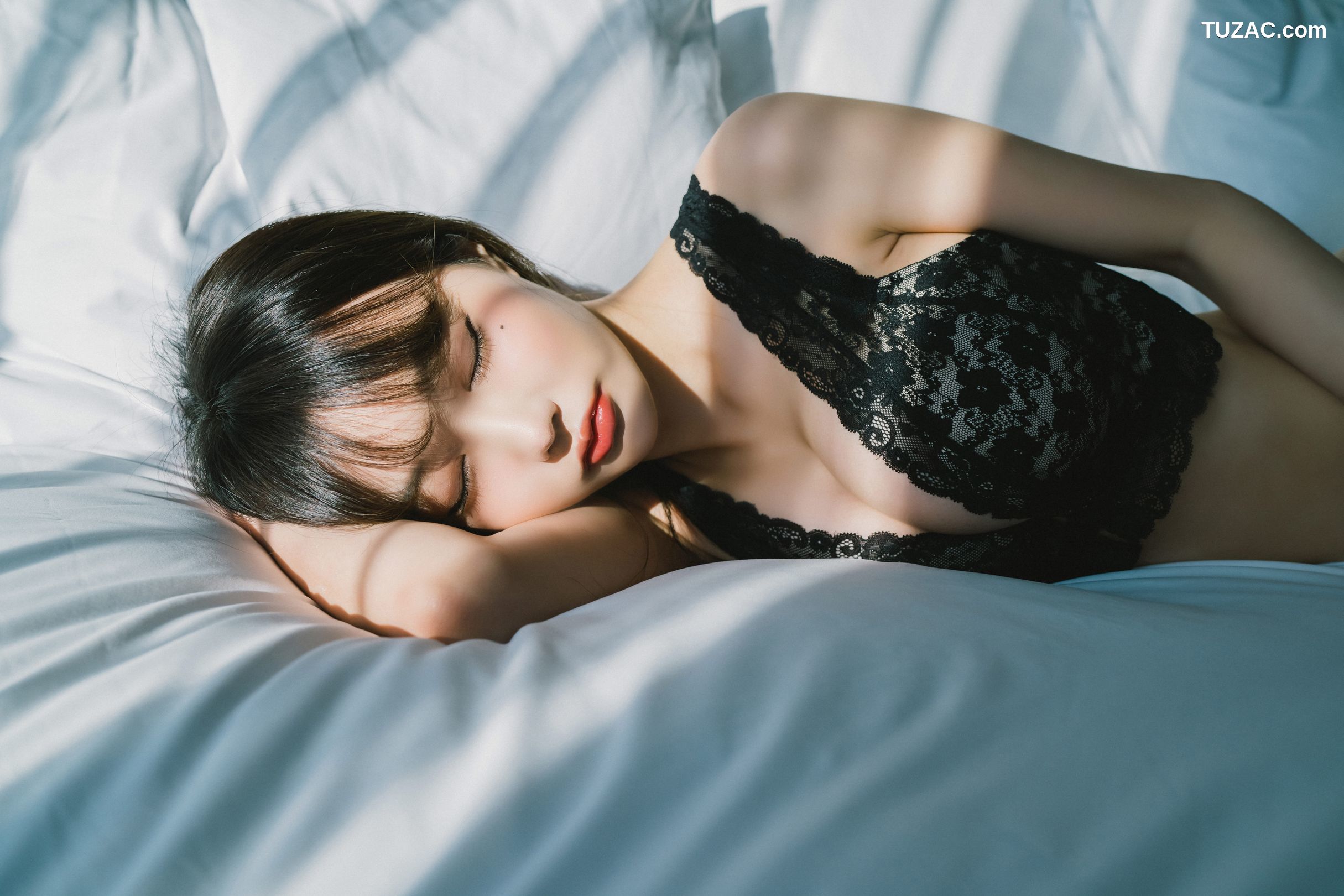 韩国美女-Jucy-쥬시-那一天-卷2-On-that-day-part2-Moon-Night-Snap