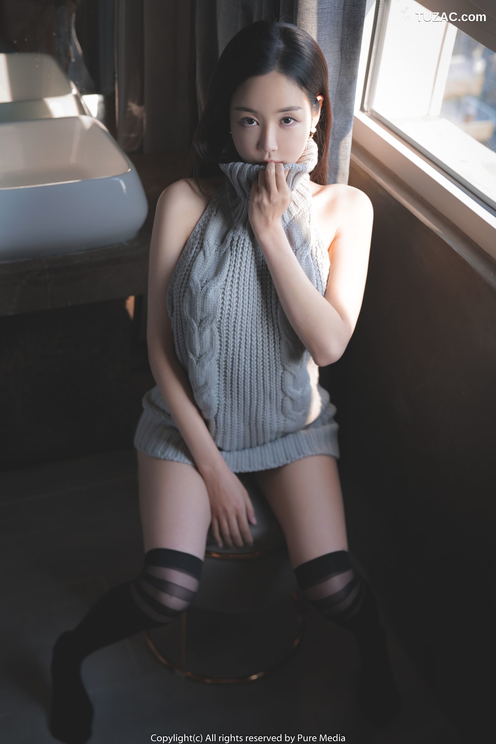 韩国美女-Leah-灰色针织衫捆绑-Pure-Media-Vol.052