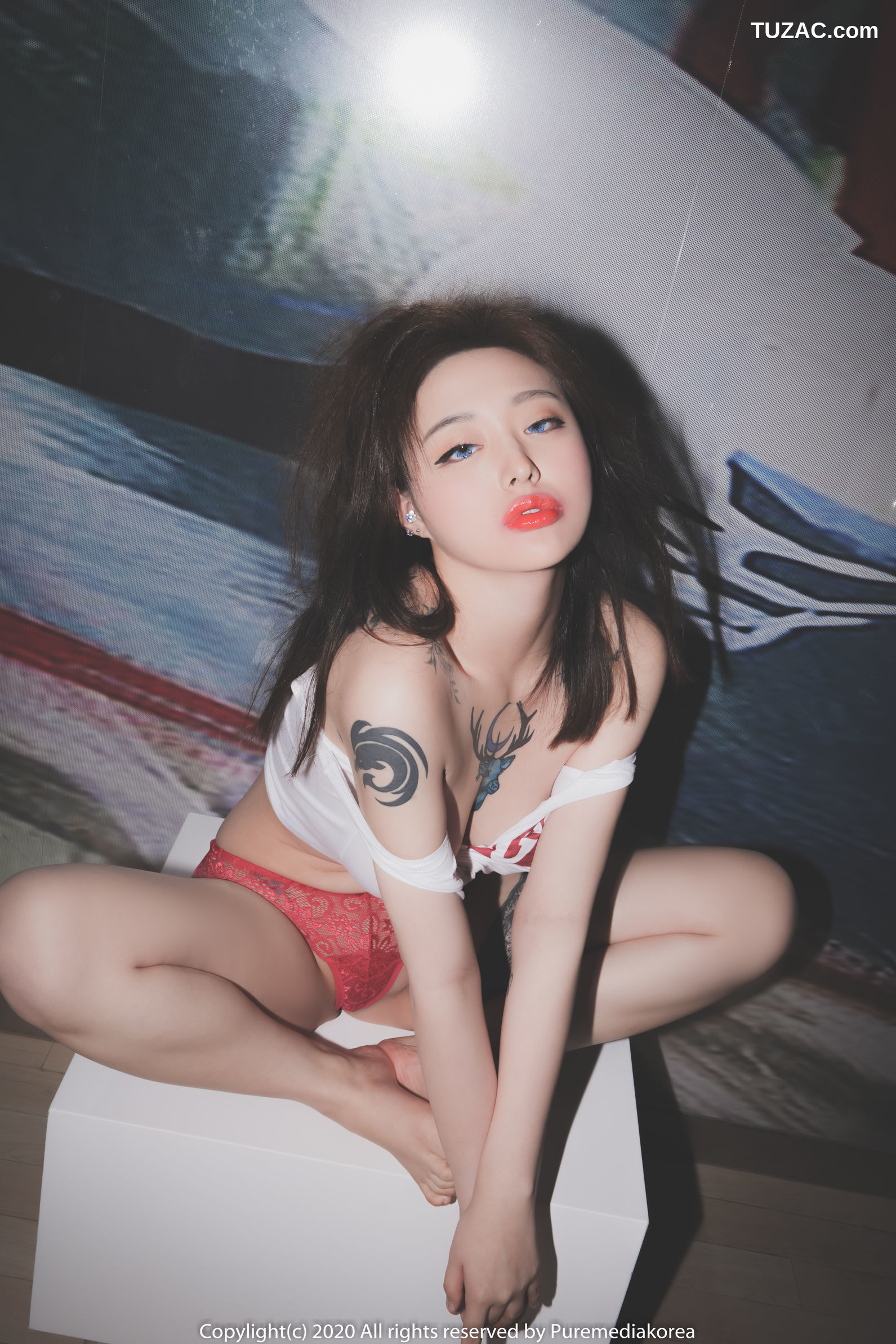 韩国美女-PEPE-佩佩-白T热裤-Pure-Media-Vol.008