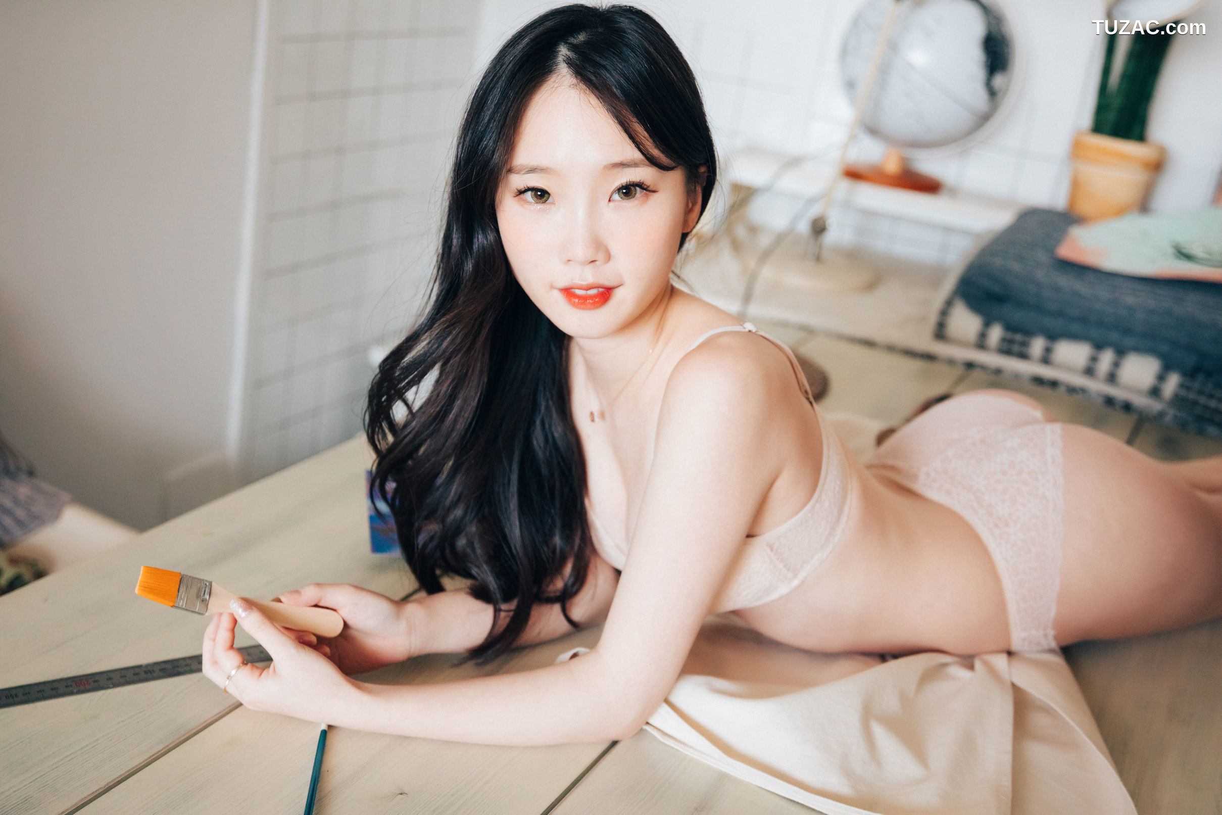 韩国美女-Pureding-퓨딩-Assistant-Loozy
