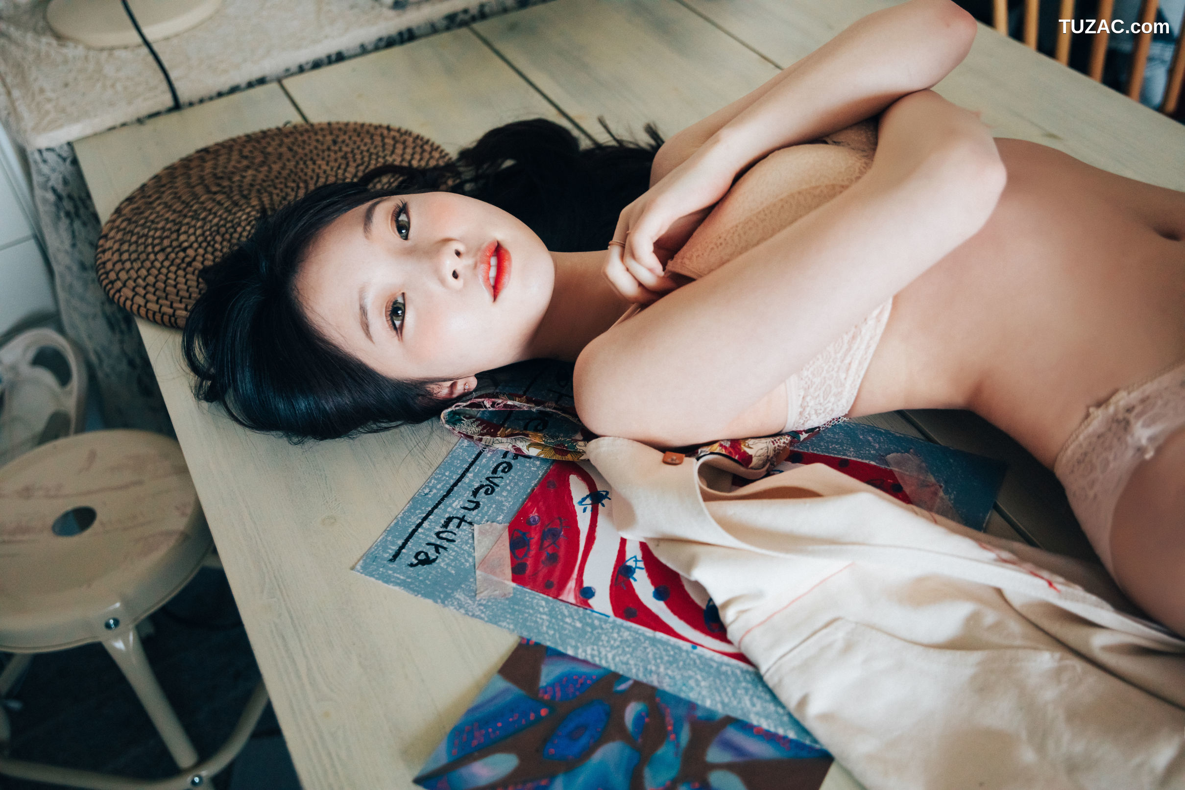 韩国美女-Pureding-퓨딩-Assistant-Loozy