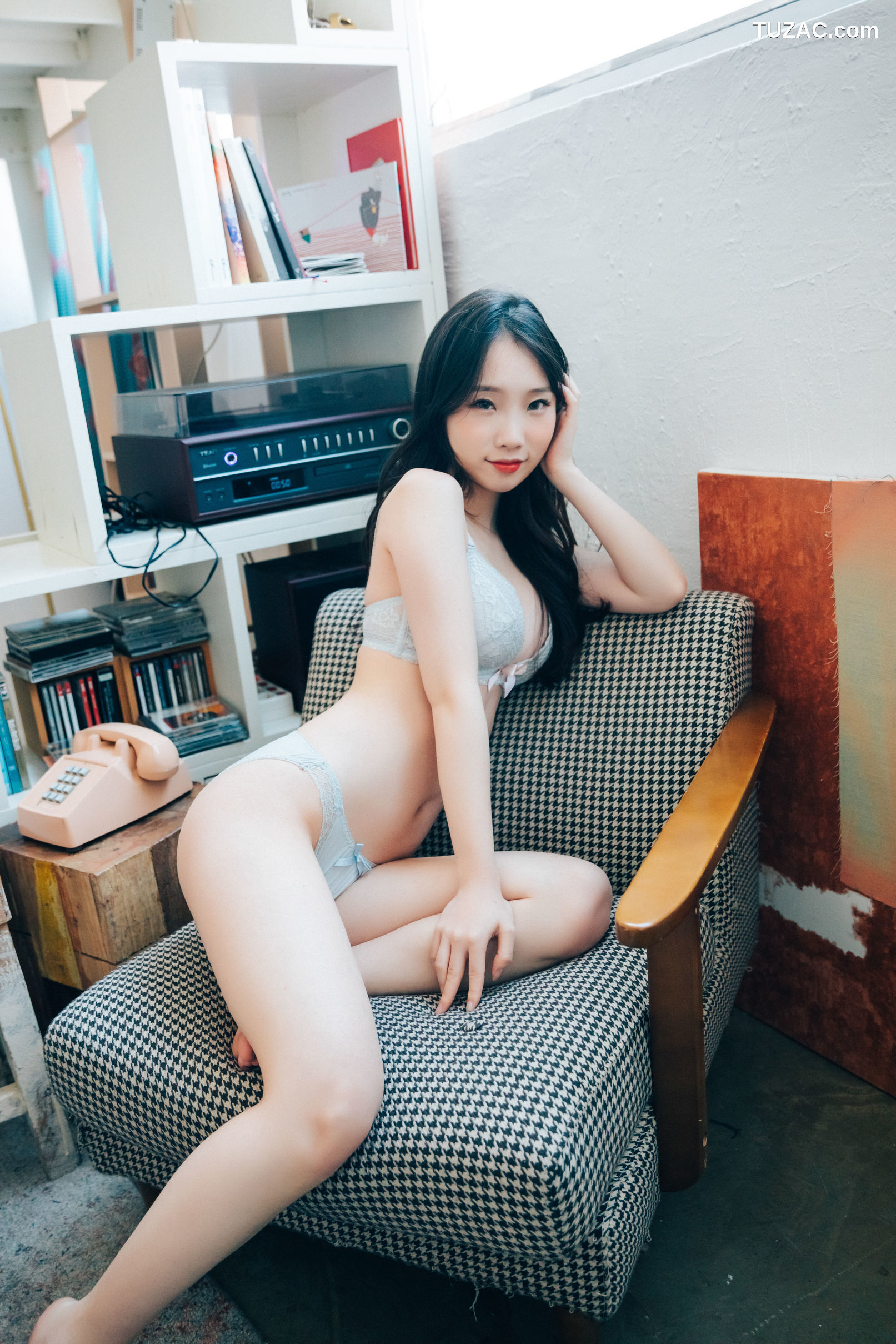 韩国美女-Pureding-퓨딩-Behind