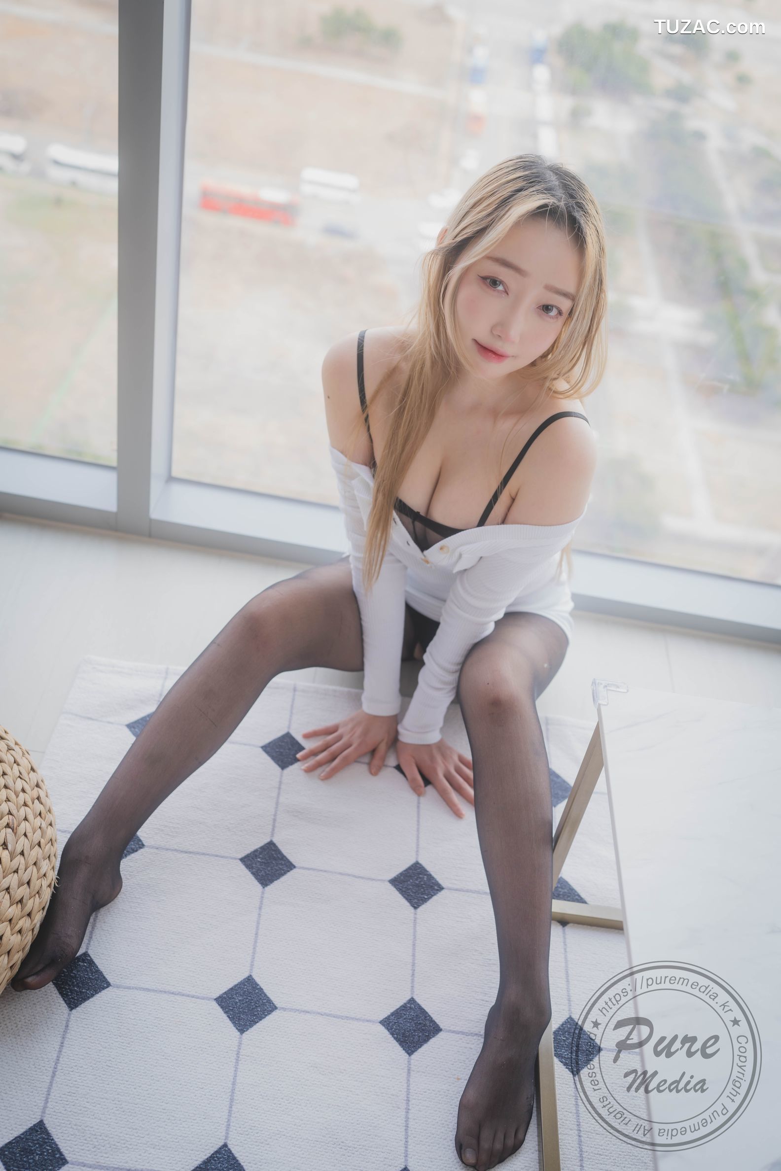 韩国美女-Raon-户外露出-First-Naked-Pure-Media-Vol.284