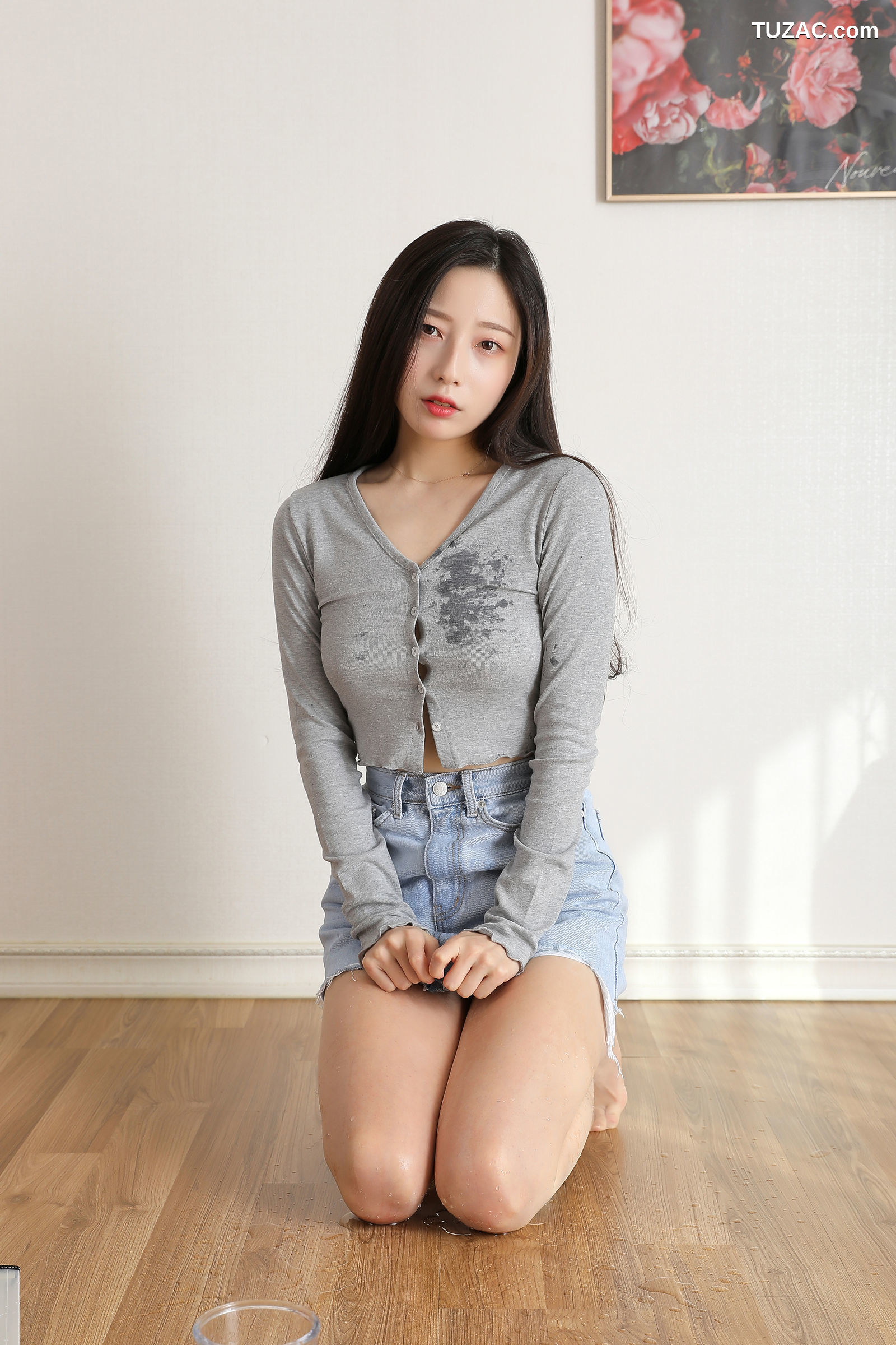 韩国美女-Risa-美女教师家访-An-Interview-with-a-Parent-BUNNY