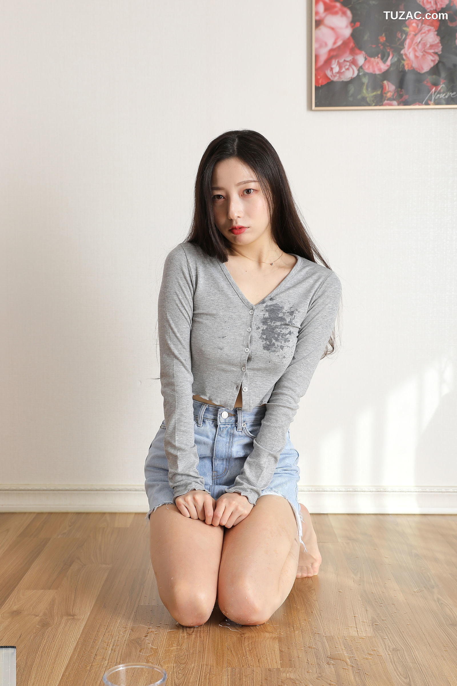 韩国美女-Risa-美女教师家访-An-Interview-with-a-Parent-BUNNY