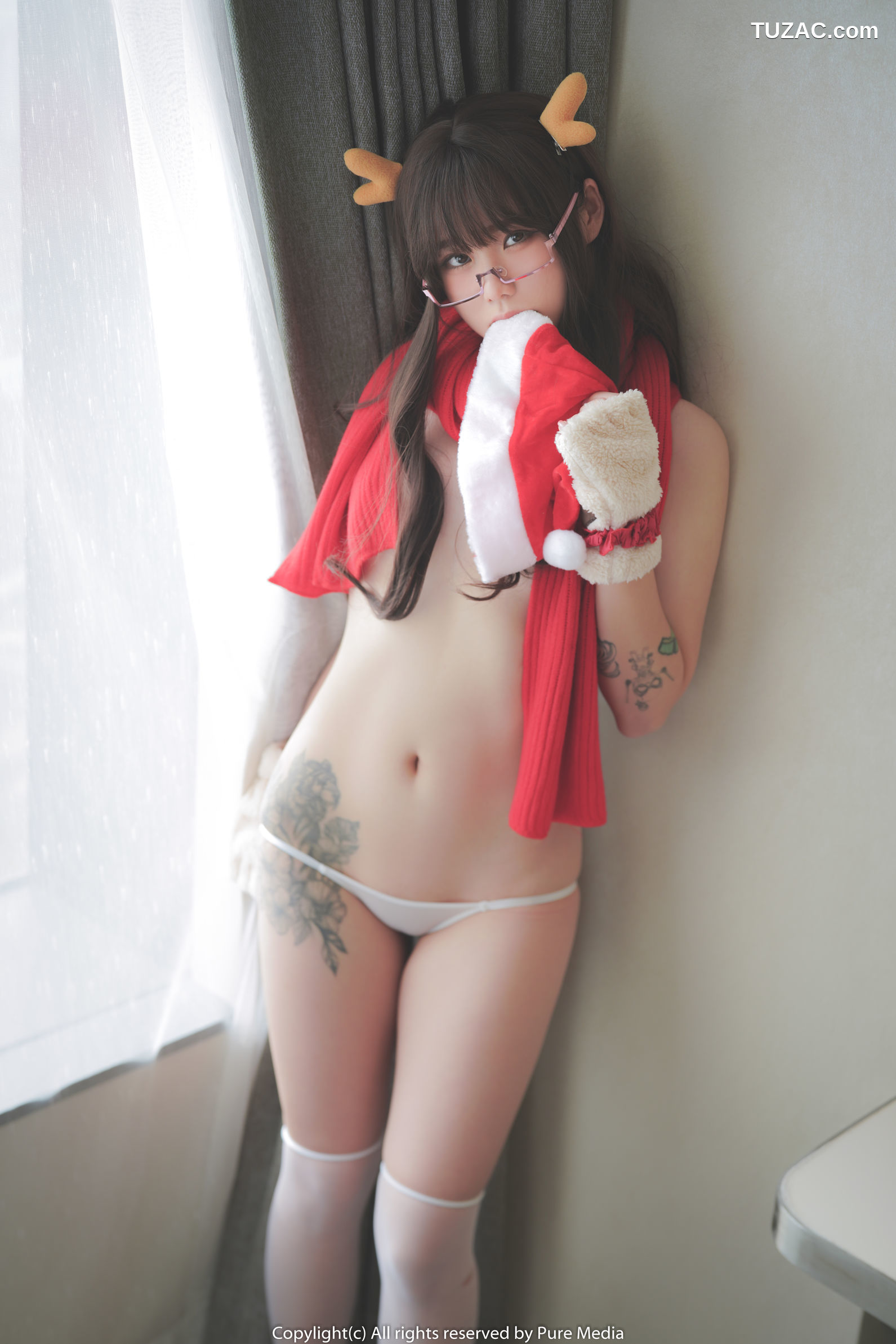 韩国美女-Shira-西拉-圣诞鹿角猫耳红围巾-Pure-Media-Vol.047