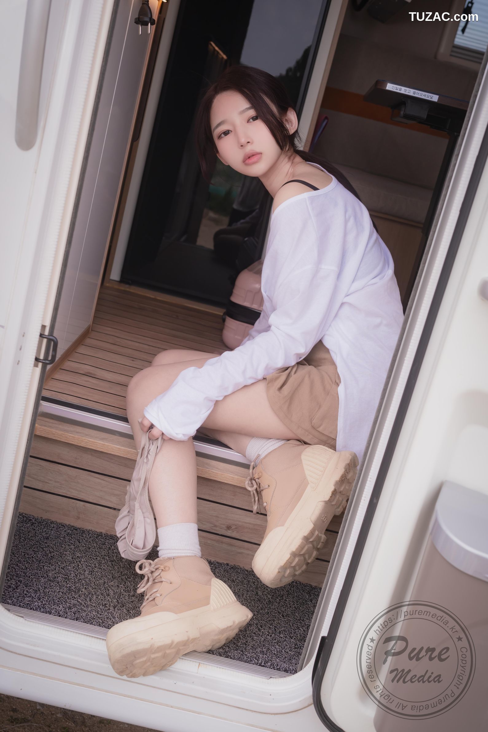 韩国美女-Yeha-野营车里的激情假期-Sex_Vacation_In_Camping_Car-Pure-Media-287