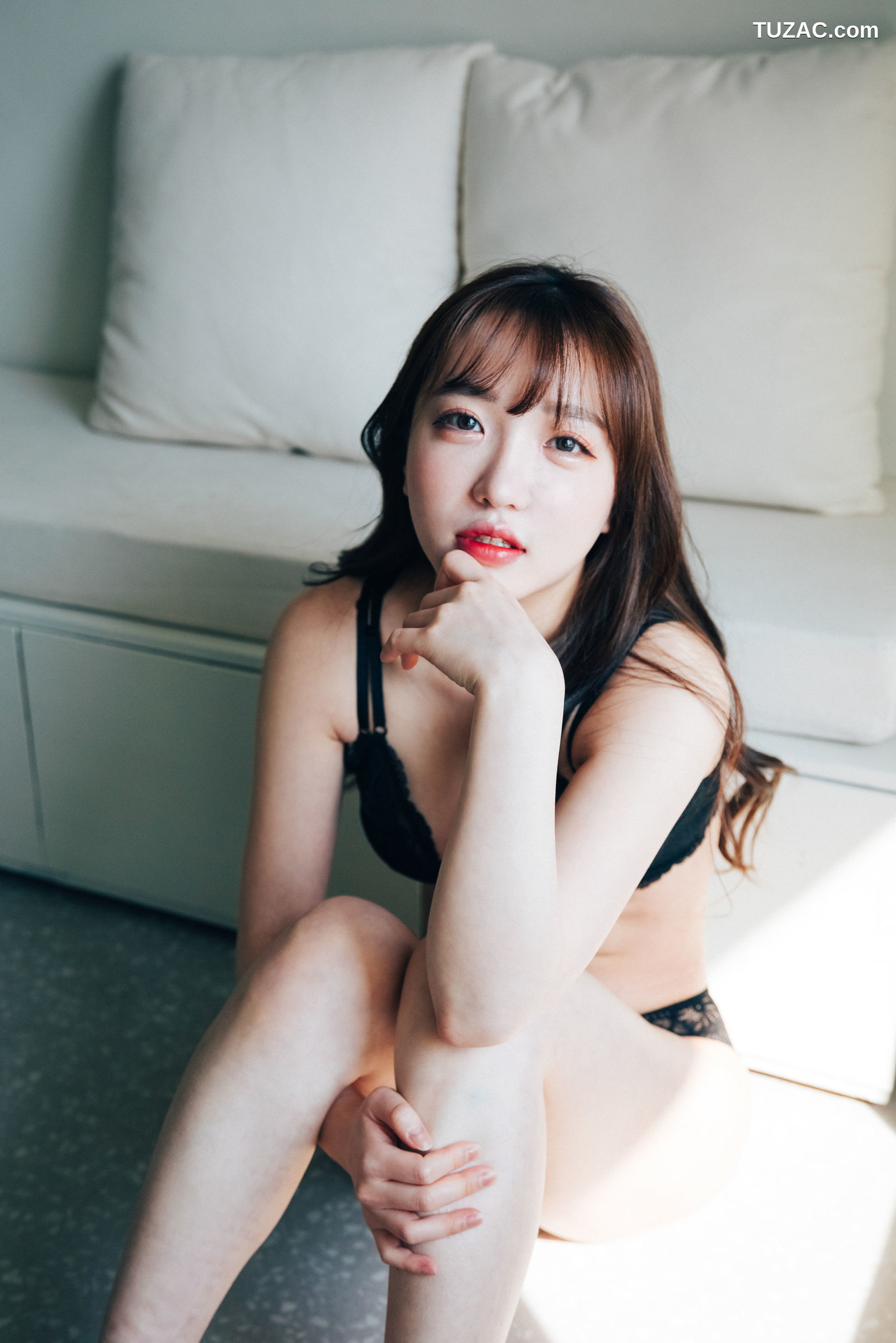 韩国美女-孙乐乐-Son-YeEun-Maximum-1