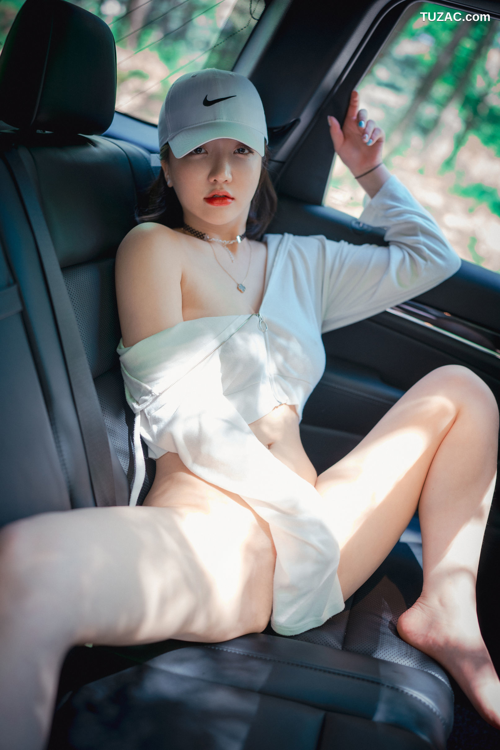 韩国美女-孙乐乐-Son-YeEun-色色的户外旅行-下卷-Naughty-Trekking