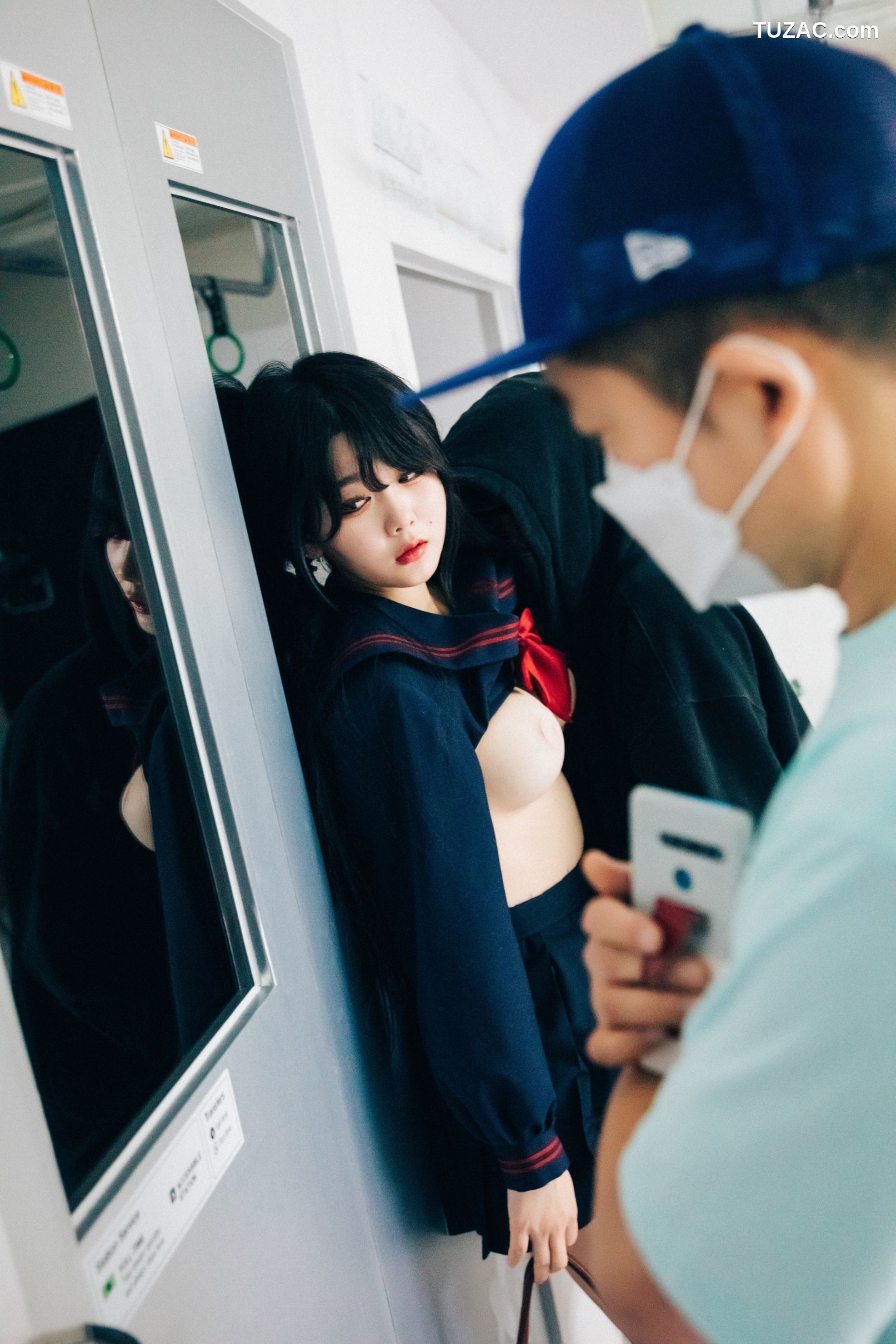韩国美女-琪雅-Zia-地铁-完整版-Subway-Full-Ver-Loozy