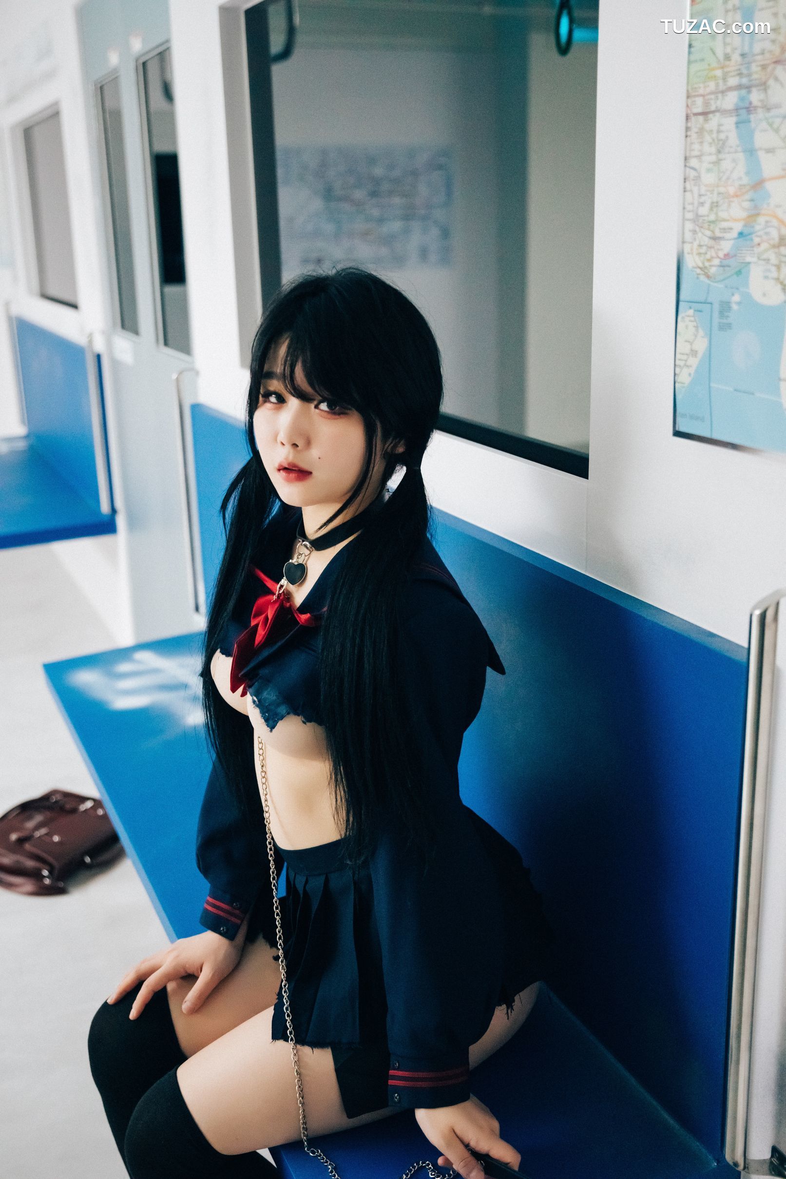 韩国美女-琪雅-Zia-地铁-完整版-Subway-Full-Ver-Loozy