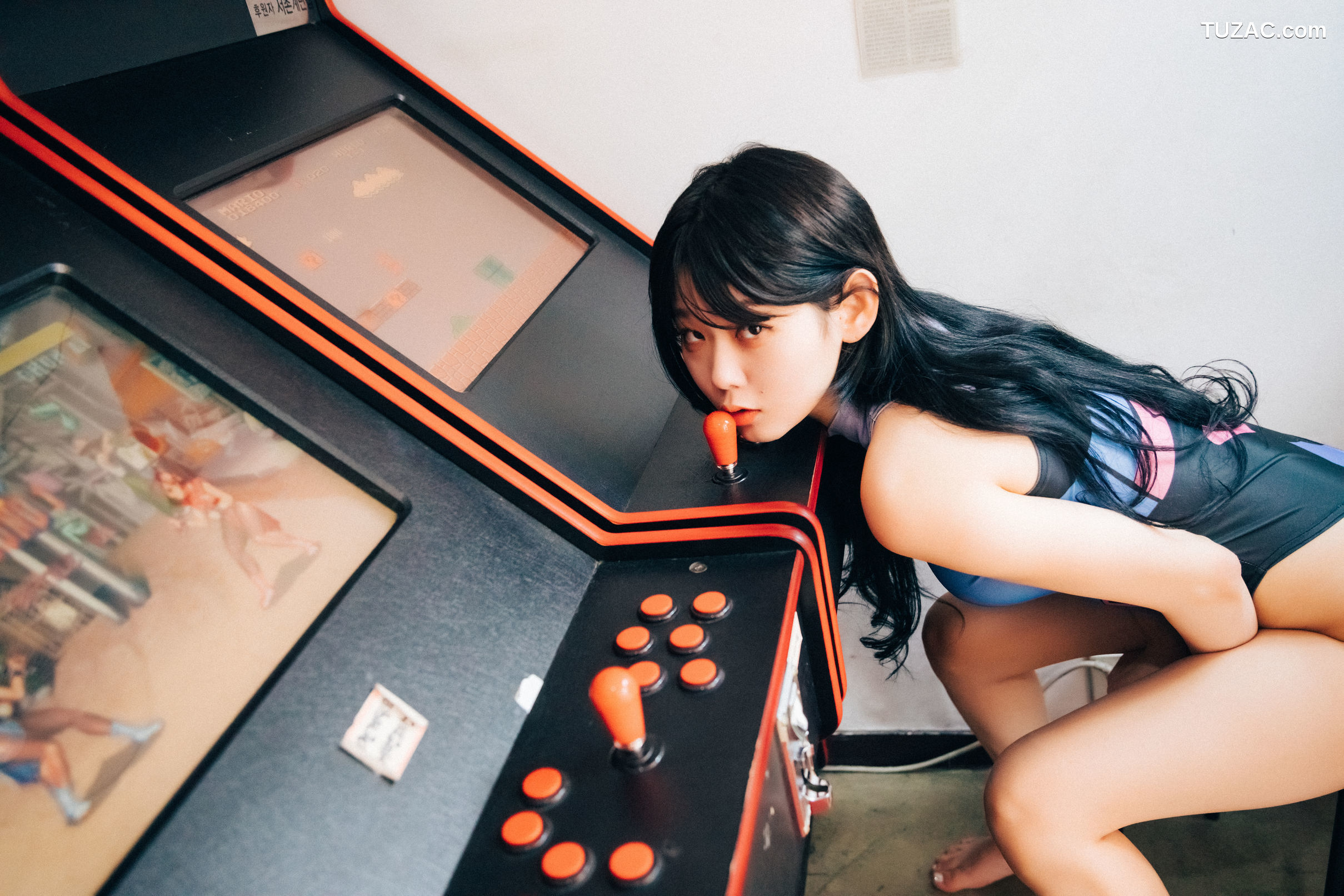 韩国美女-琪雅-Zia-街机游戏厅里的性感少女-Oraksil-Loozy