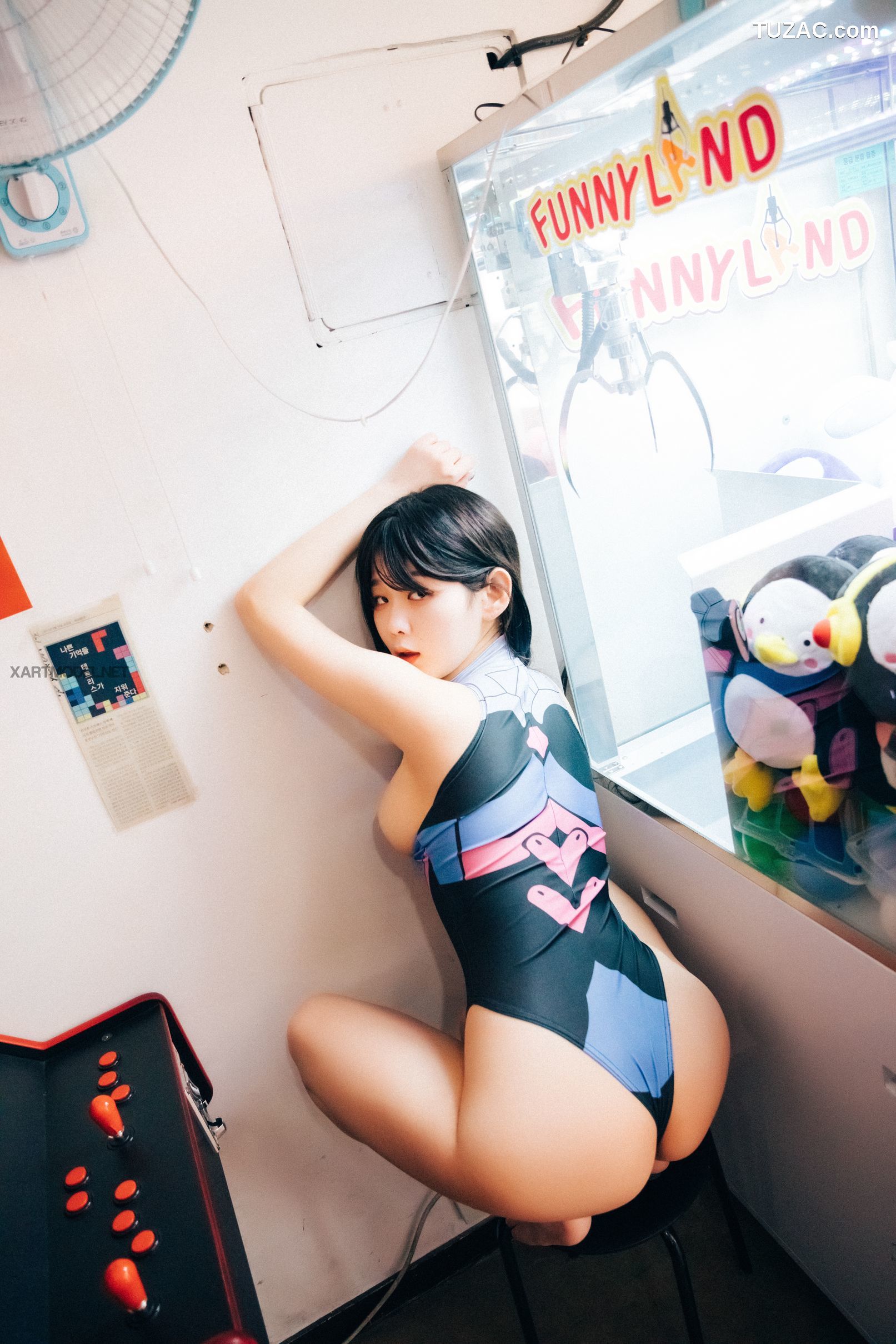 韩国美女-琪雅-Zia-街机游戏厅里的性感少女-Oraksil-Loozy