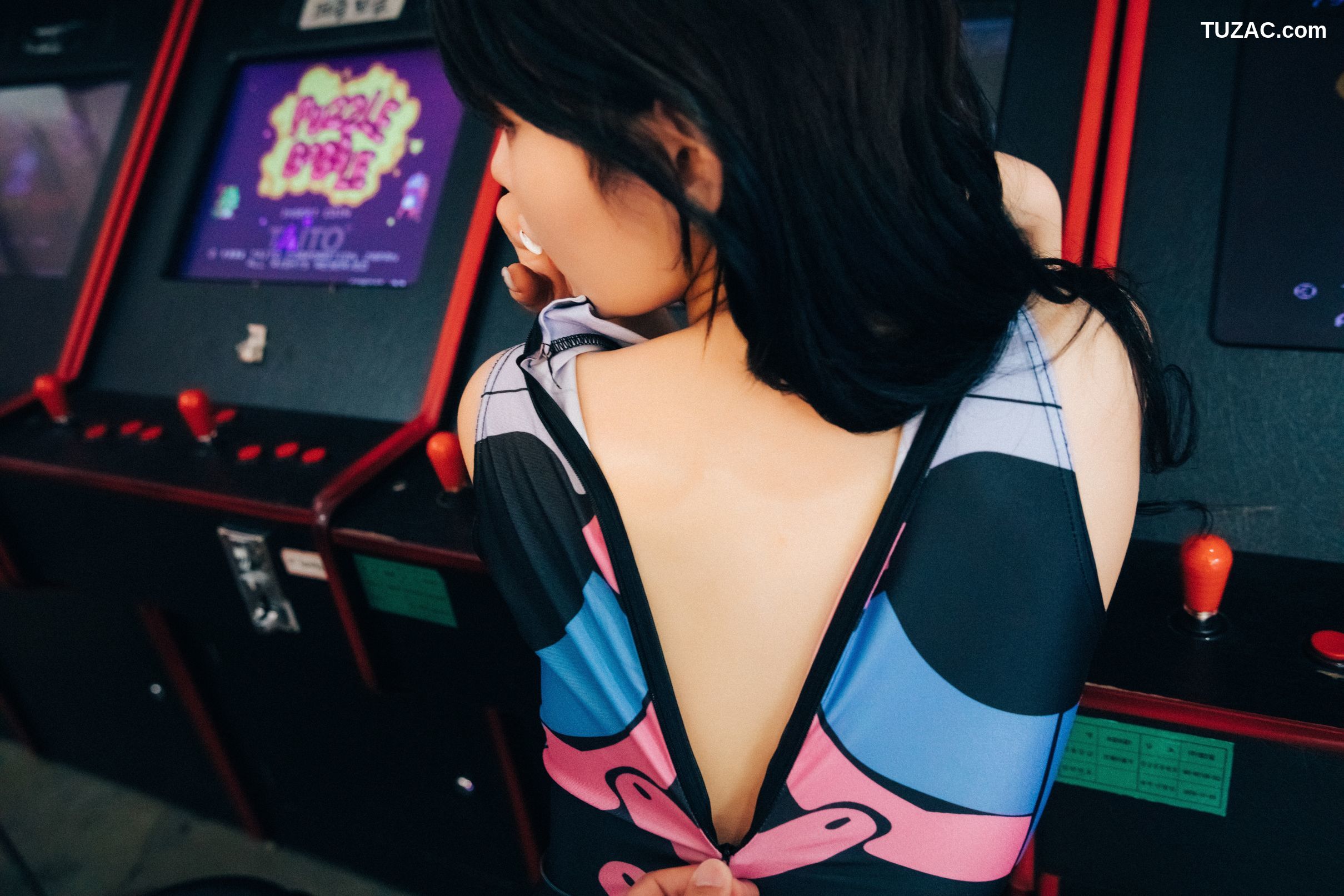 韩国美女-琪雅-Zia-街机游戏厅里的性感少女-完全版-Oraksil-Full.Ver-Loozy