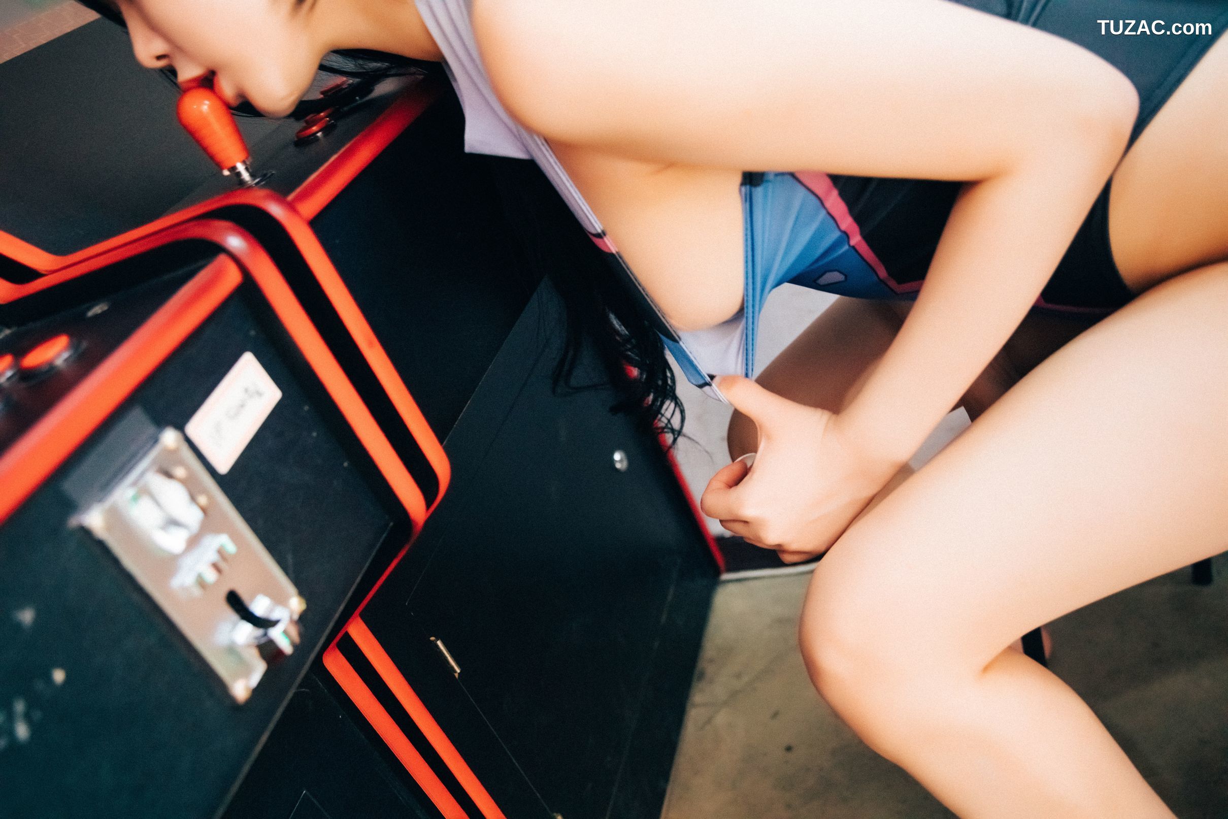 韩国美女-琪雅-Zia-街机游戏厅里的性感少女-完全版-Oraksil-Full.Ver-Loozy