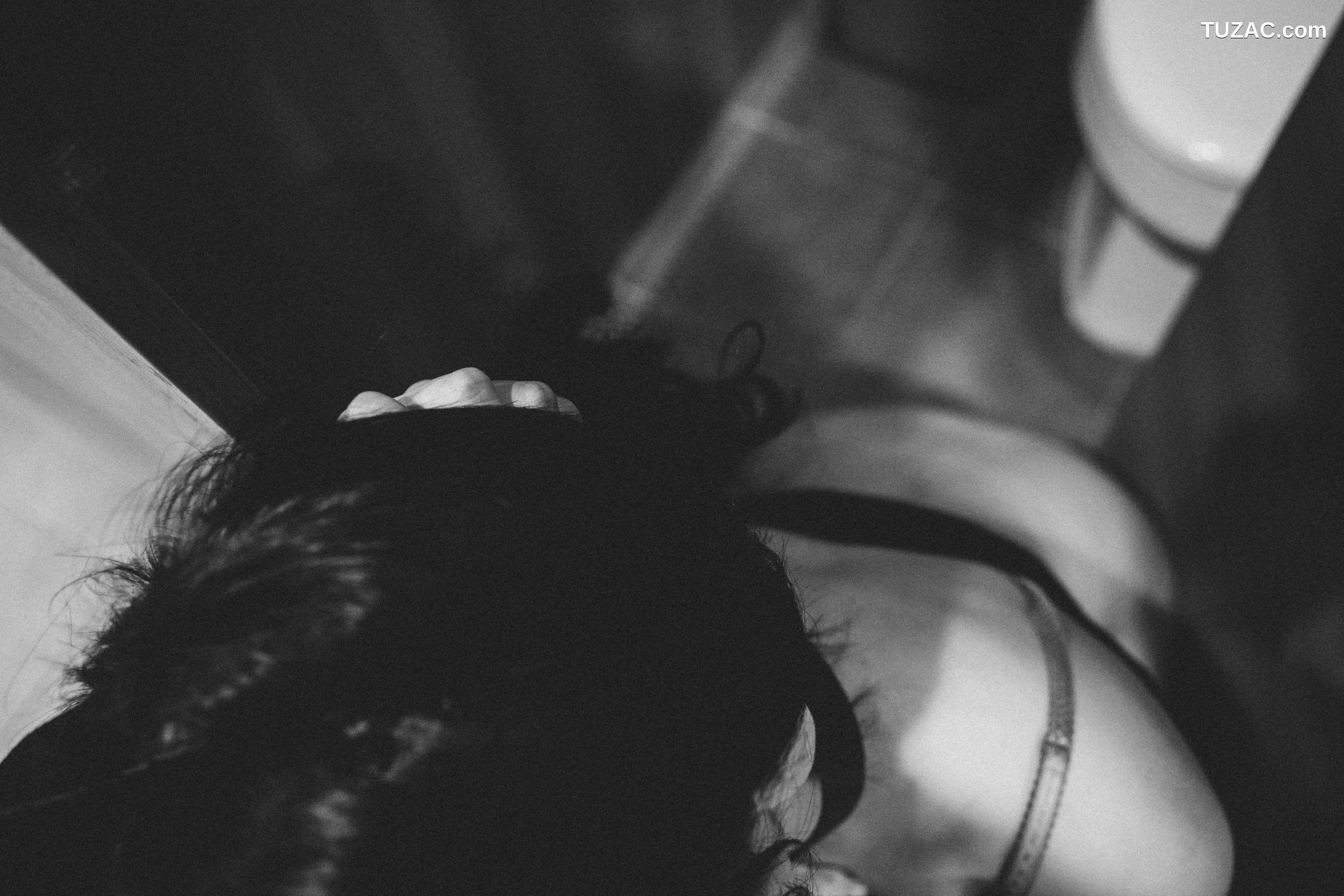 韩国美女-琪雅-Zia-触摸加肛塞-Touch-Anal-Plug-Loozy