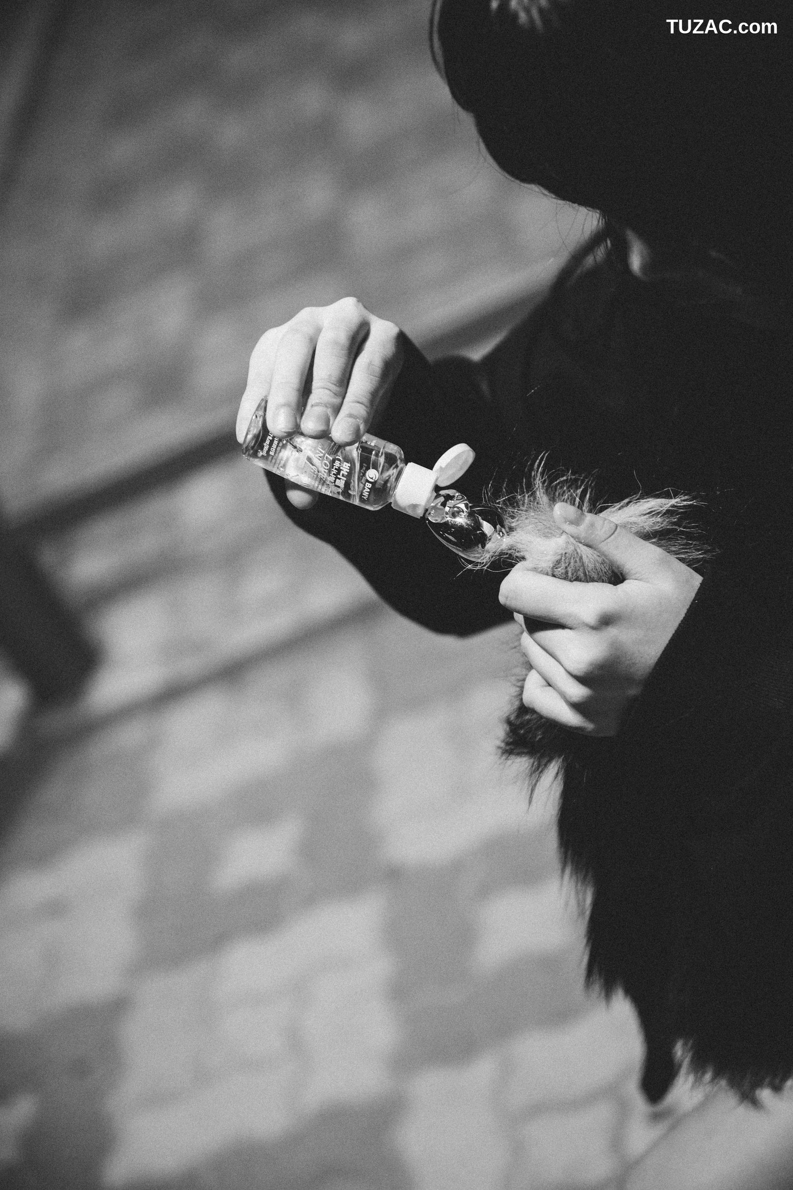 韩国美女-琪雅-Zia-触摸加肛塞-Touch-Anal-Plug-Loozy