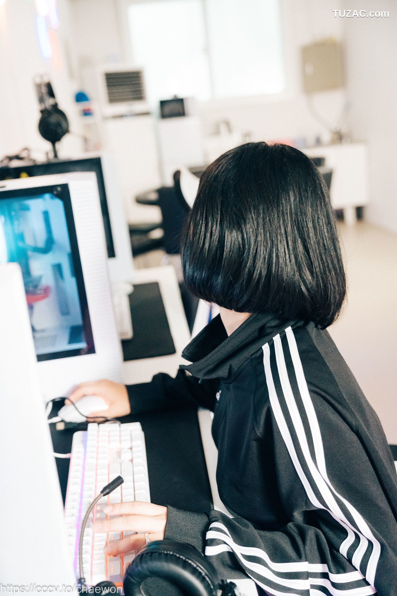 韩国美女-琪雅-Zia-지아-电玩少女-PC-Room-with-SP-第1辑-Loozy