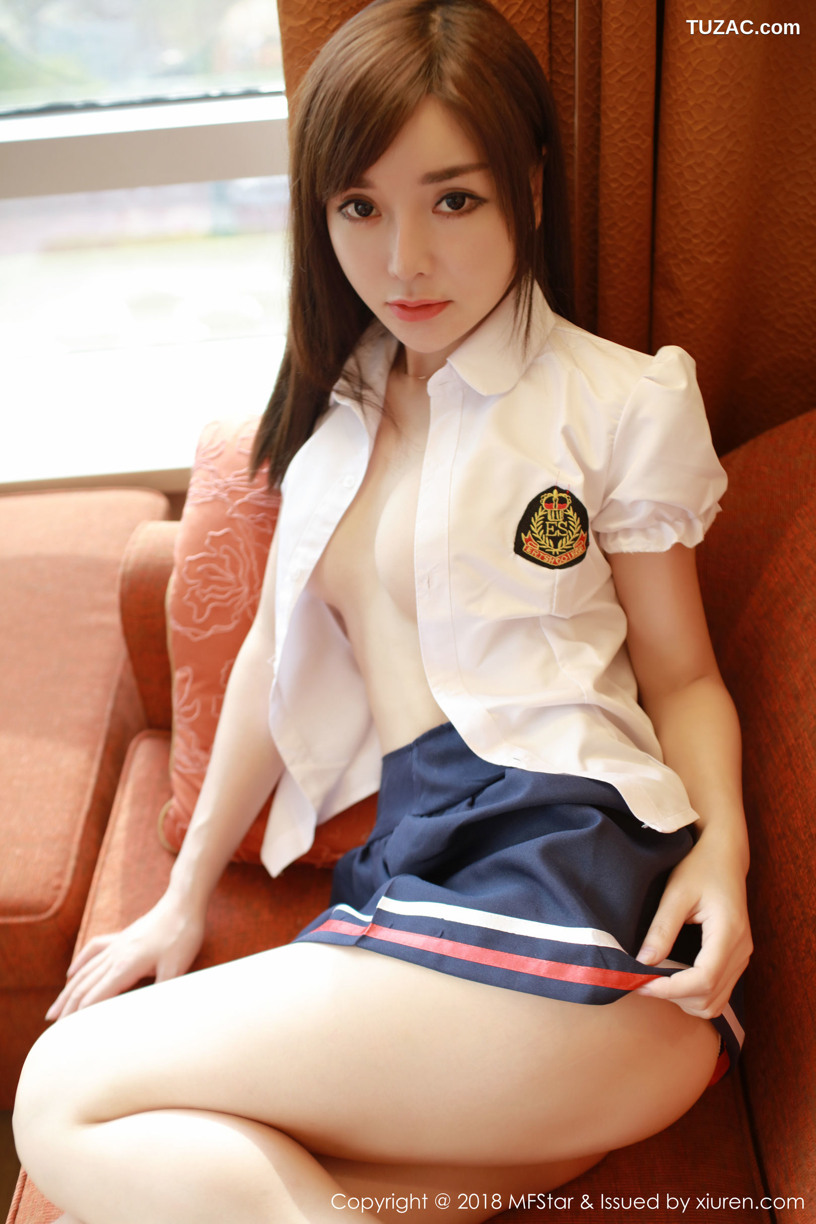 MFStar模范学院-146-韩子萱-私房真空学生装露白嫩豪乳半球