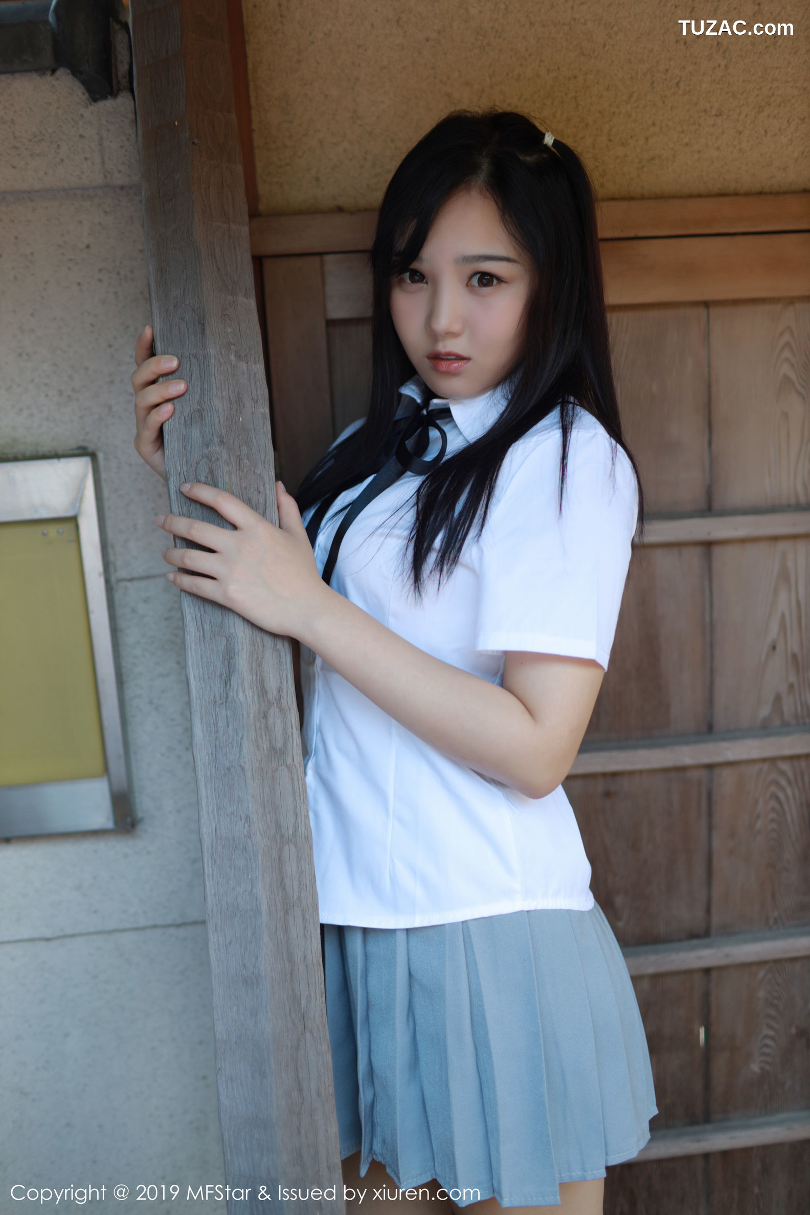 MFStar模范学院-193-徐微微mia套图