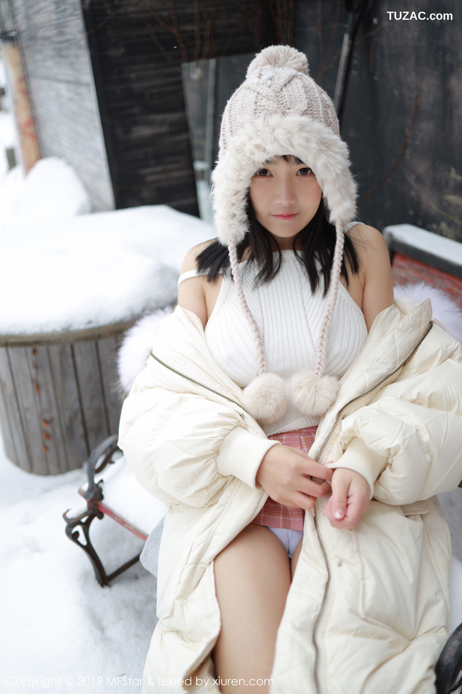 MFStar模范学院-246-徐微微套图