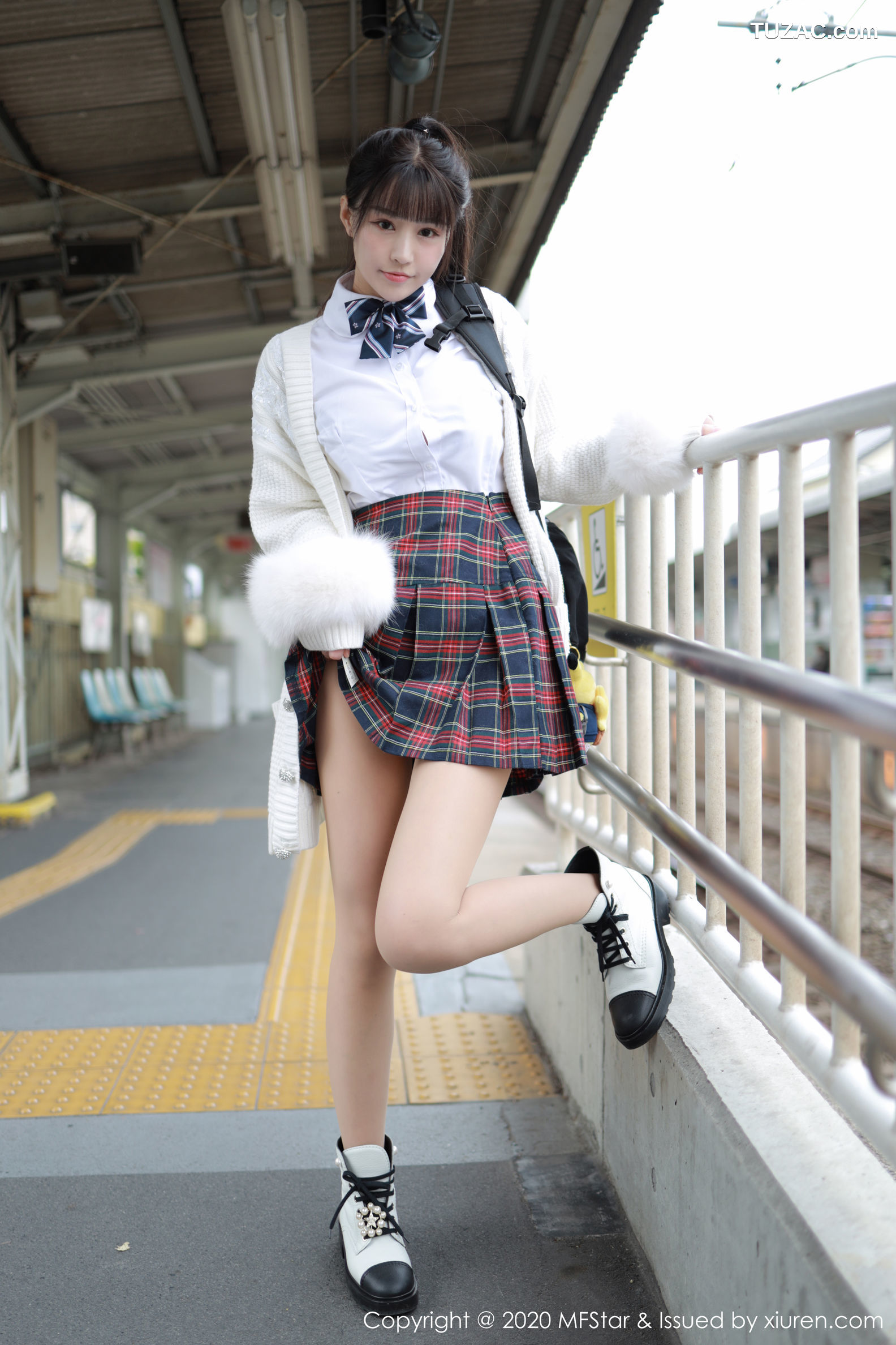 MFStar模范学院-259-朱可儿flower大尺度套图