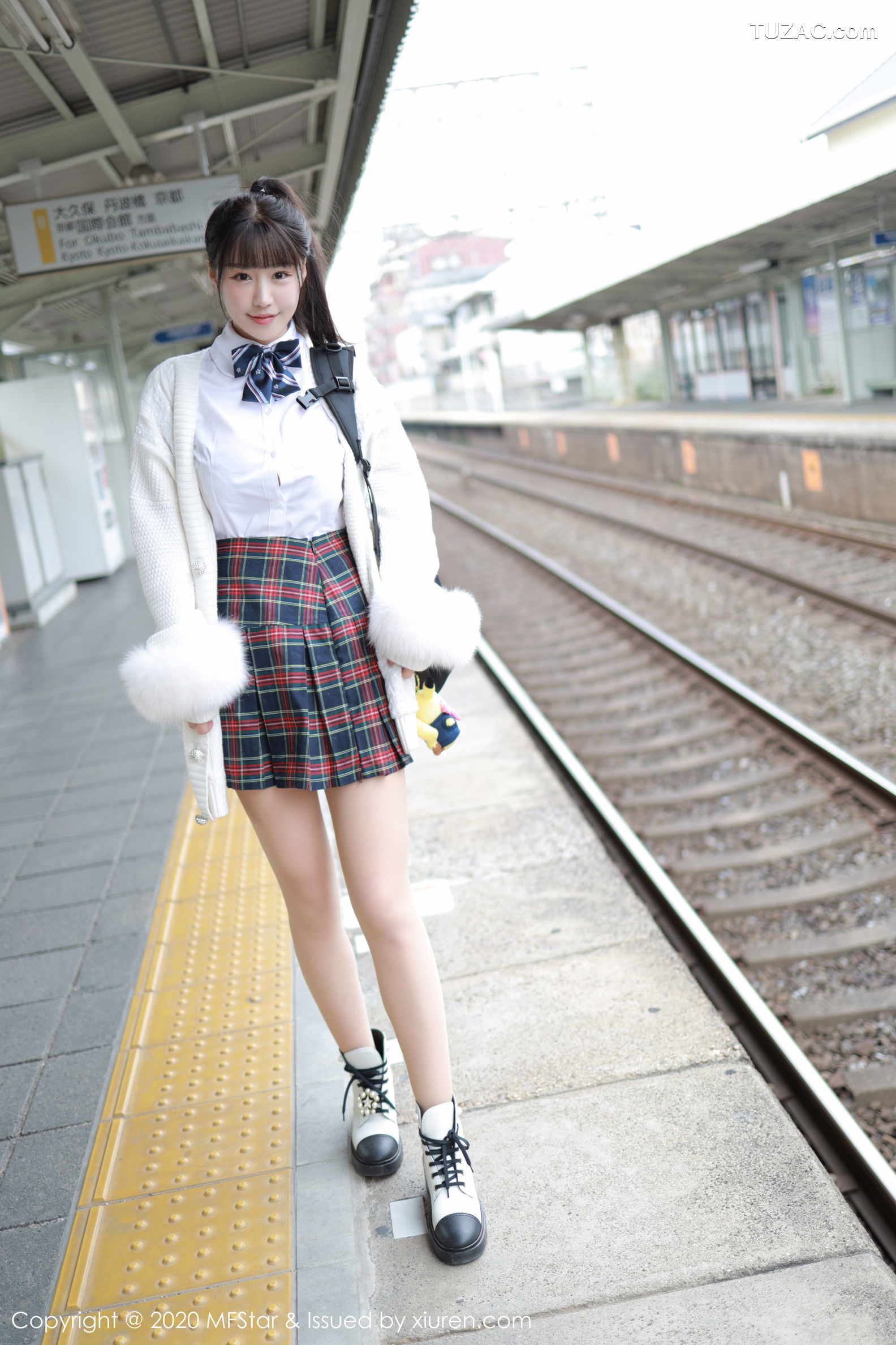 MFStar模范学院-259-朱可儿flower大尺度套图