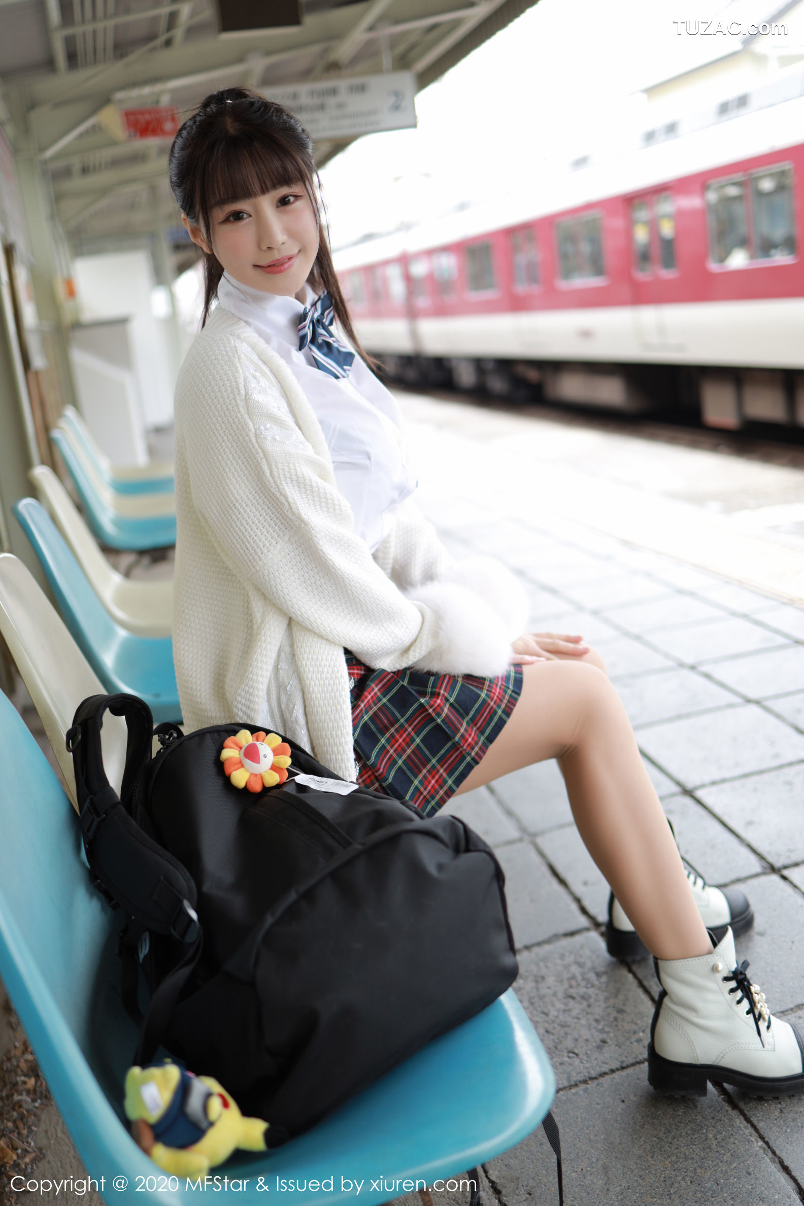 MFStar模范学院-259-朱可儿flower大尺度套图