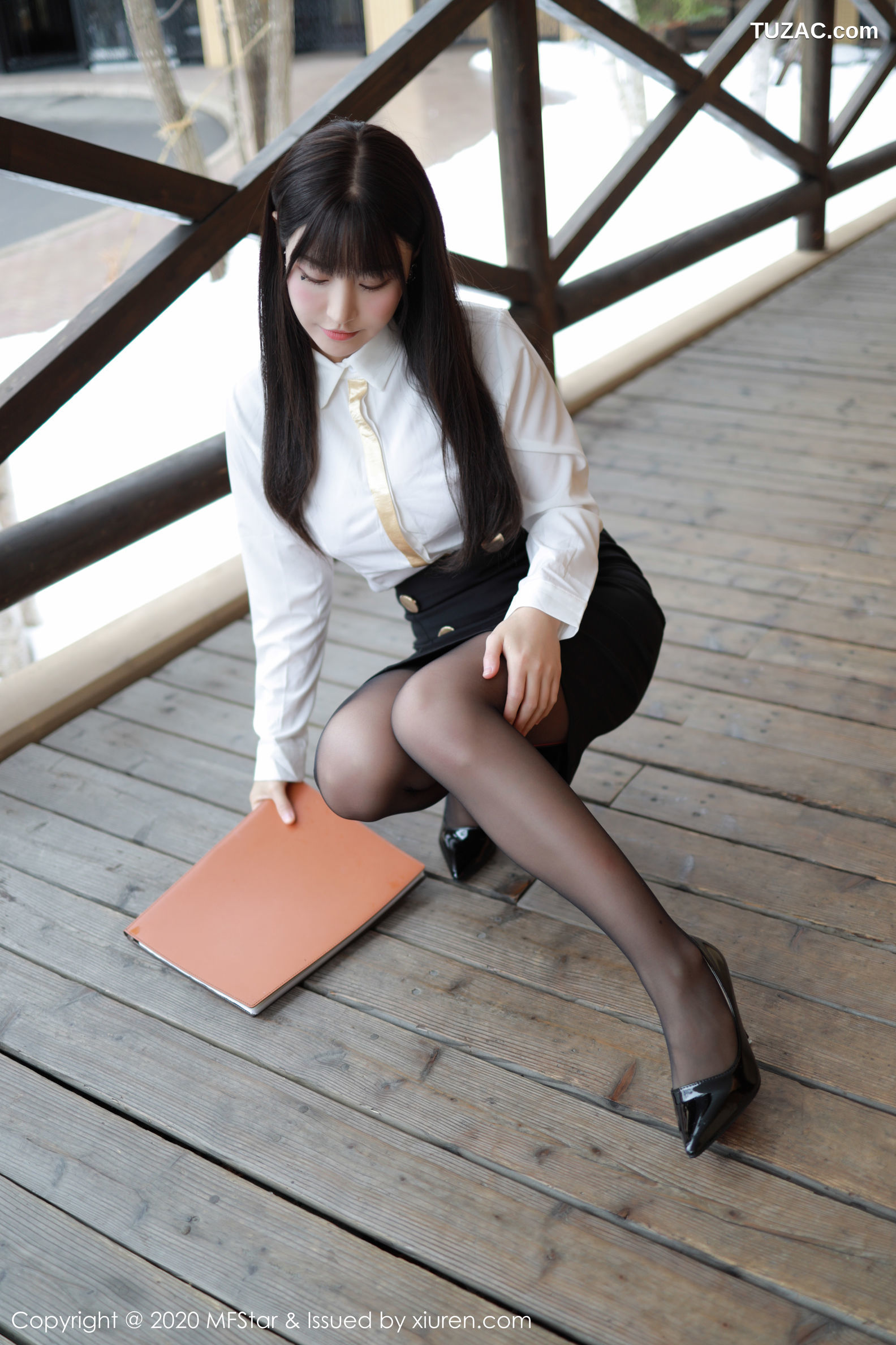 MFStar模范学院-267-朱可儿flower大尺度套图