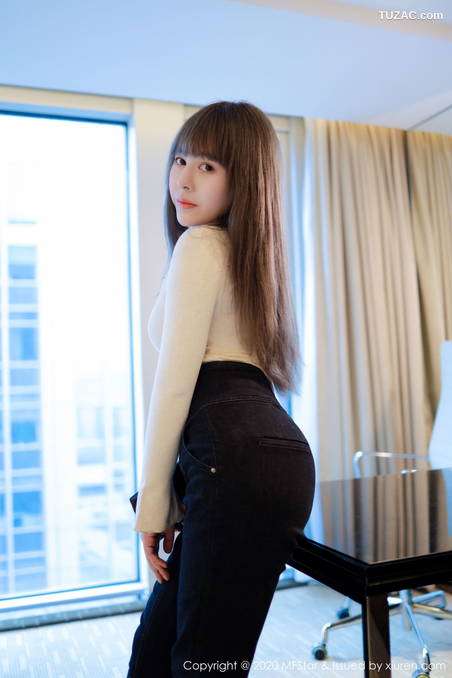 MFStar模范学院-284-艾莉Evelyn-性感白色内衣