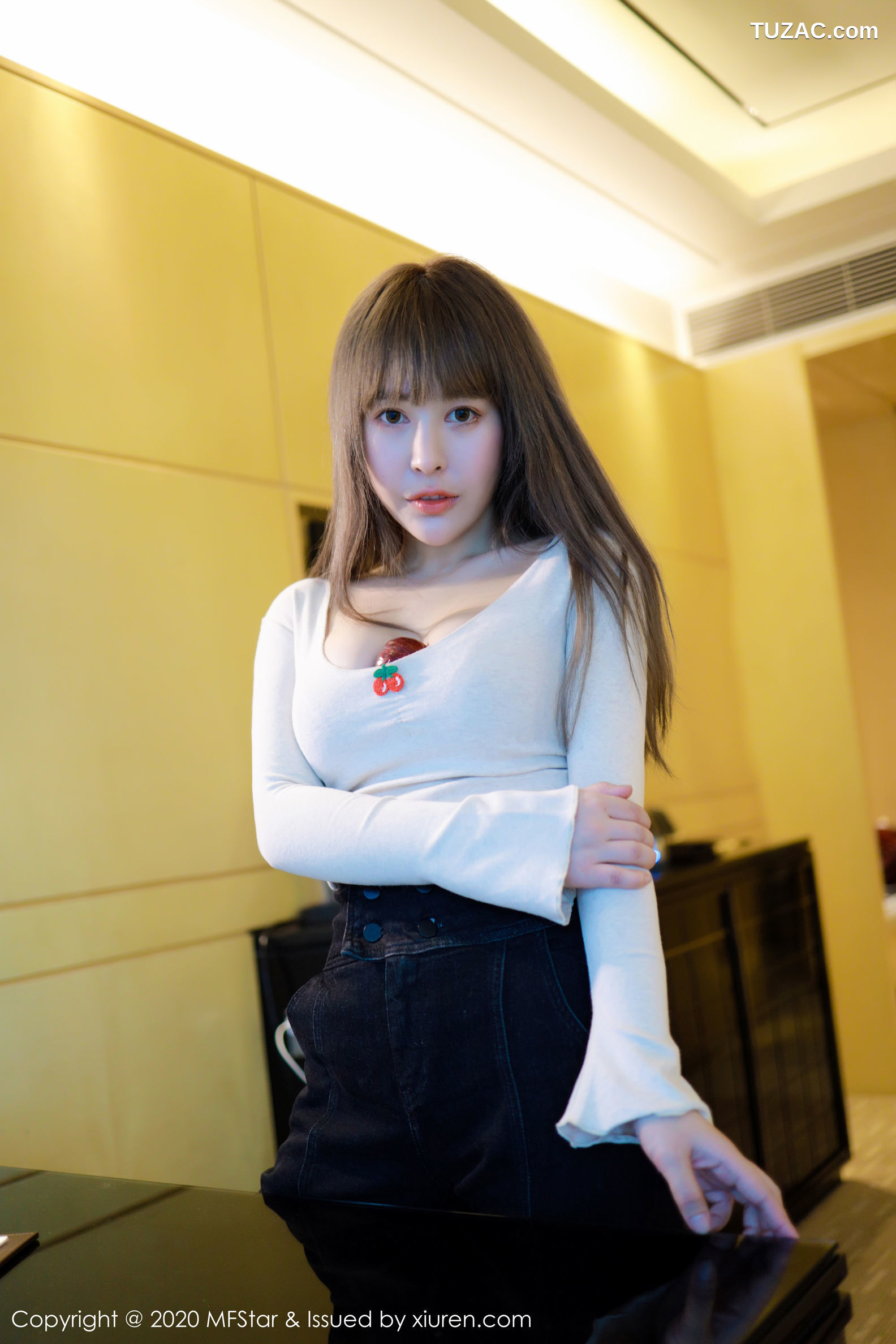 MFStar模范学院-284-艾莉Evelyn-性感白色内衣