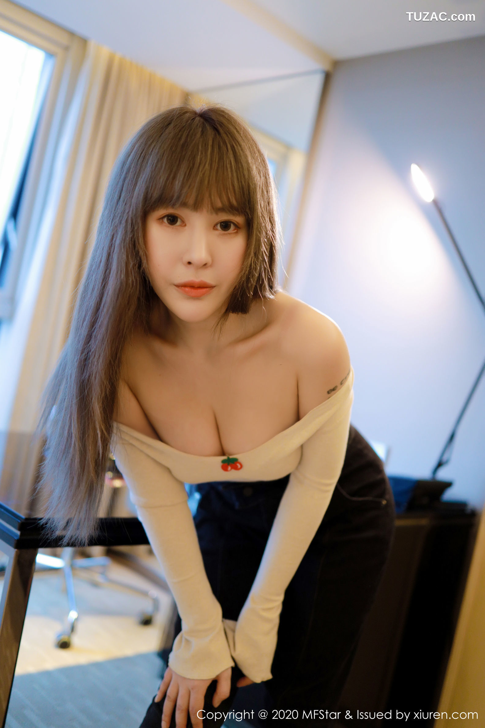 MFStar模范学院-284-艾莉Evelyn-性感白色内衣