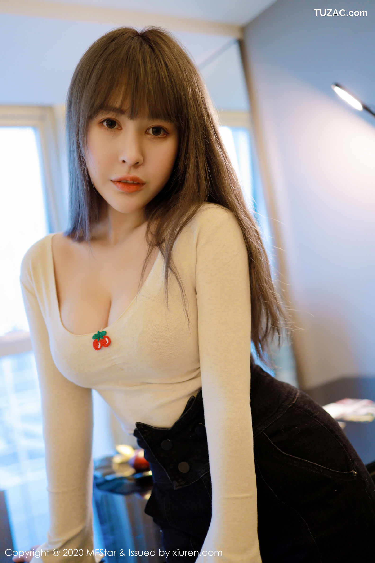 MFStar模范学院-284-艾莉Evelyn-性感白色内衣