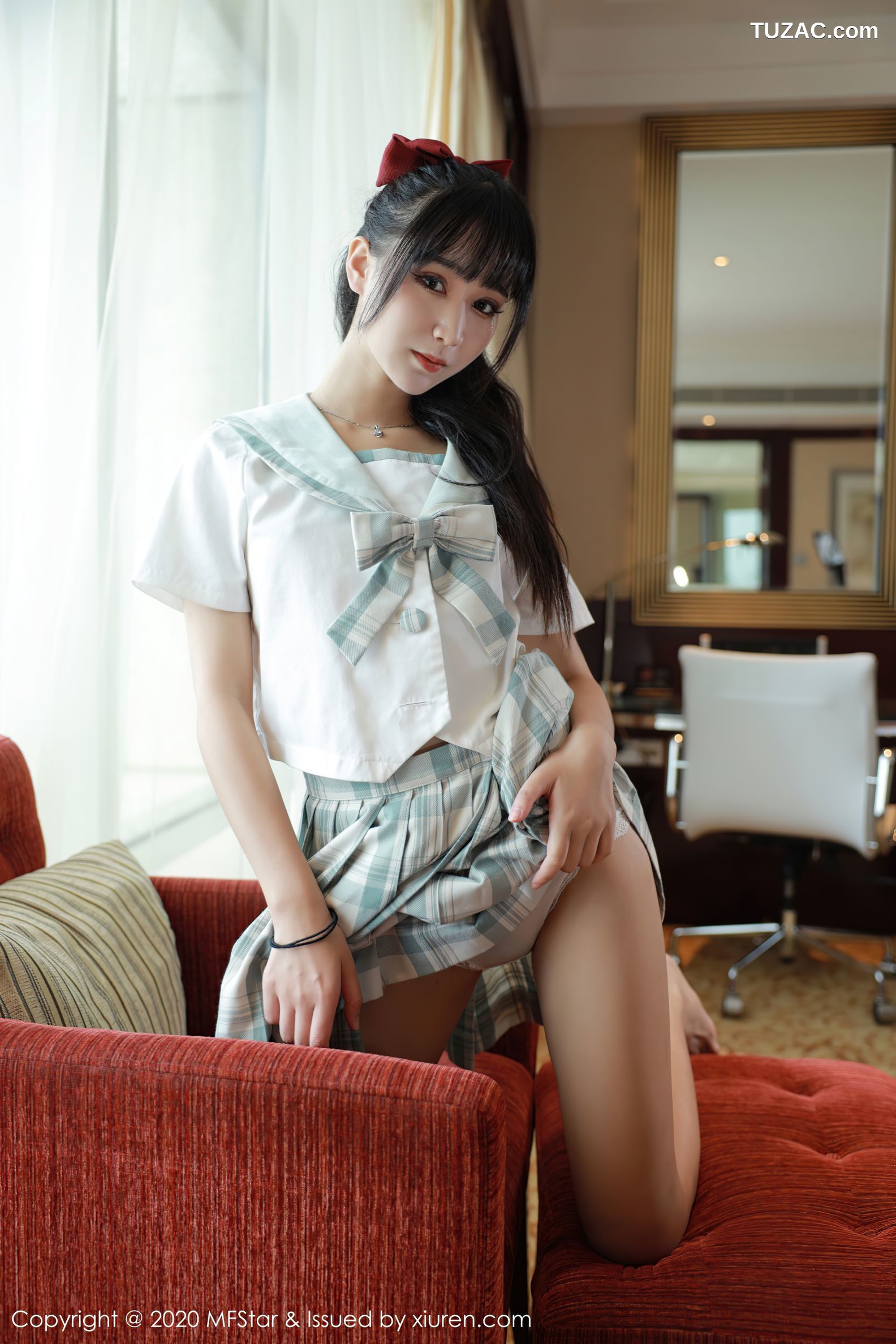 MFStar模范学院-386-小果冻儿Jelly-JK制服主题撩裙性感内裤翘臀-2020.09.15