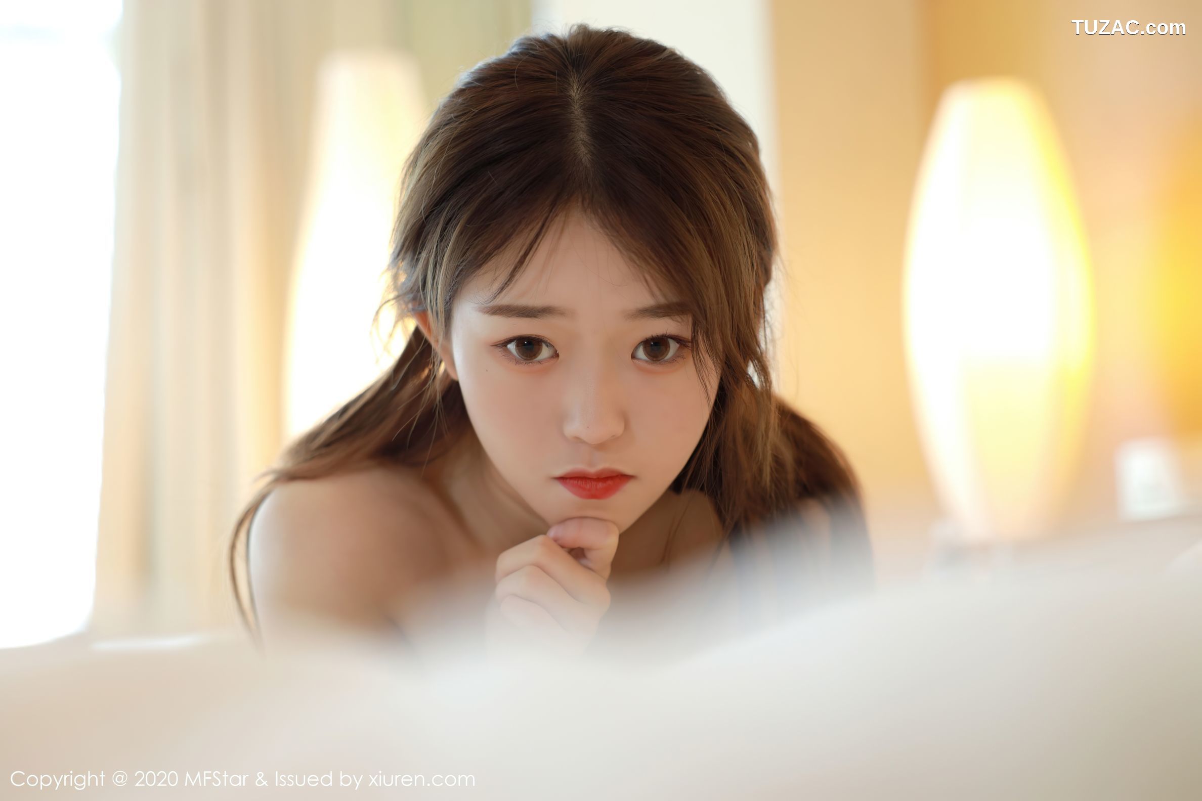 MFStar模范学院-387-小奶瓶呜鸣-娇柔欲滴软妹子