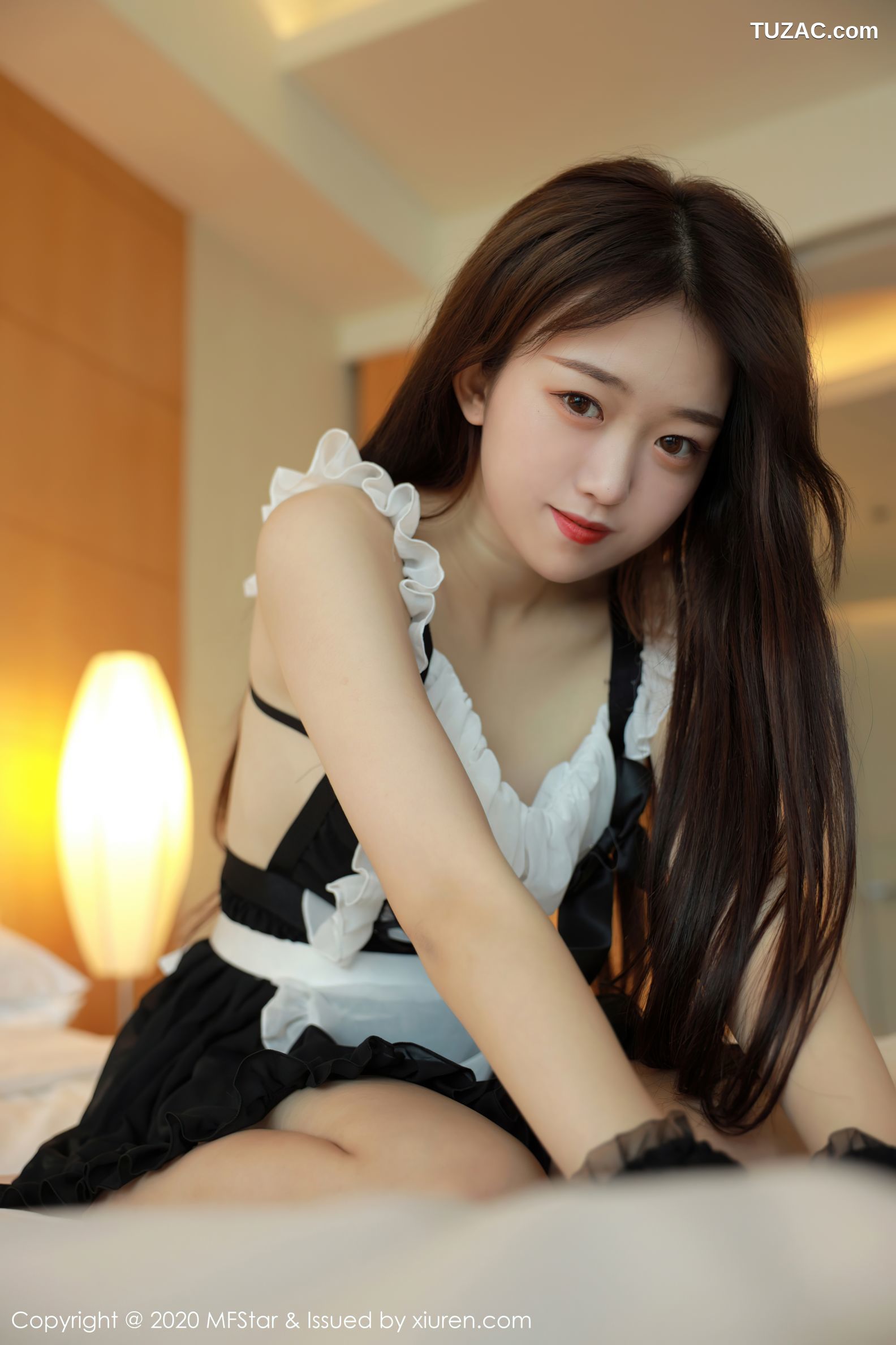 MFStar模范学院-387-小奶瓶呜鸣-娇柔欲滴软妹子