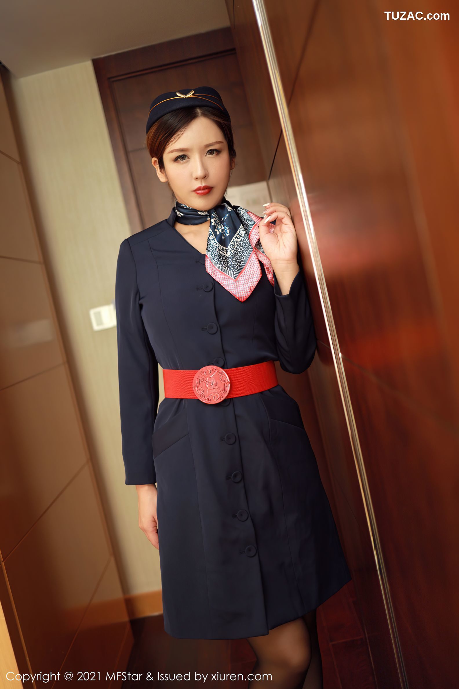 MFStar模范学院-437-Isabelle贵贵-空乘职业制服主题黑丝-2021.01.12