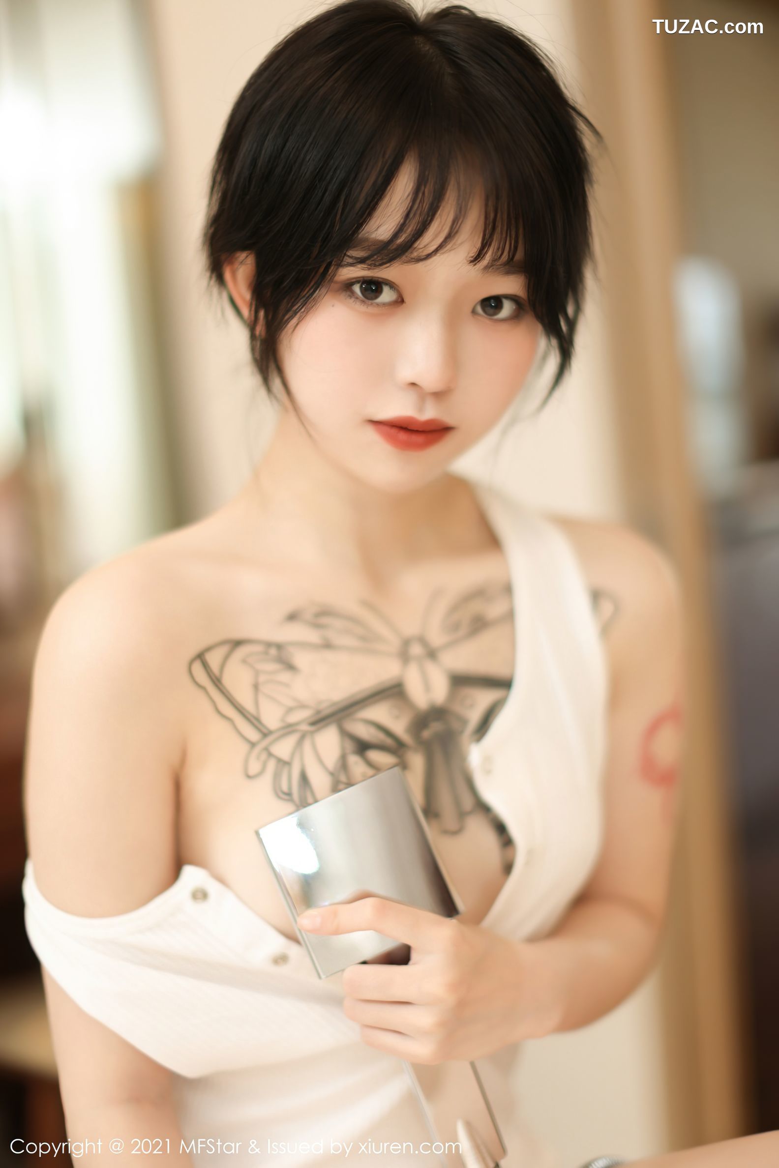 MFStar模范学院-496-奶瓶-丽江旅拍浴缸白色高叉连体衣湿身-2021.05.17