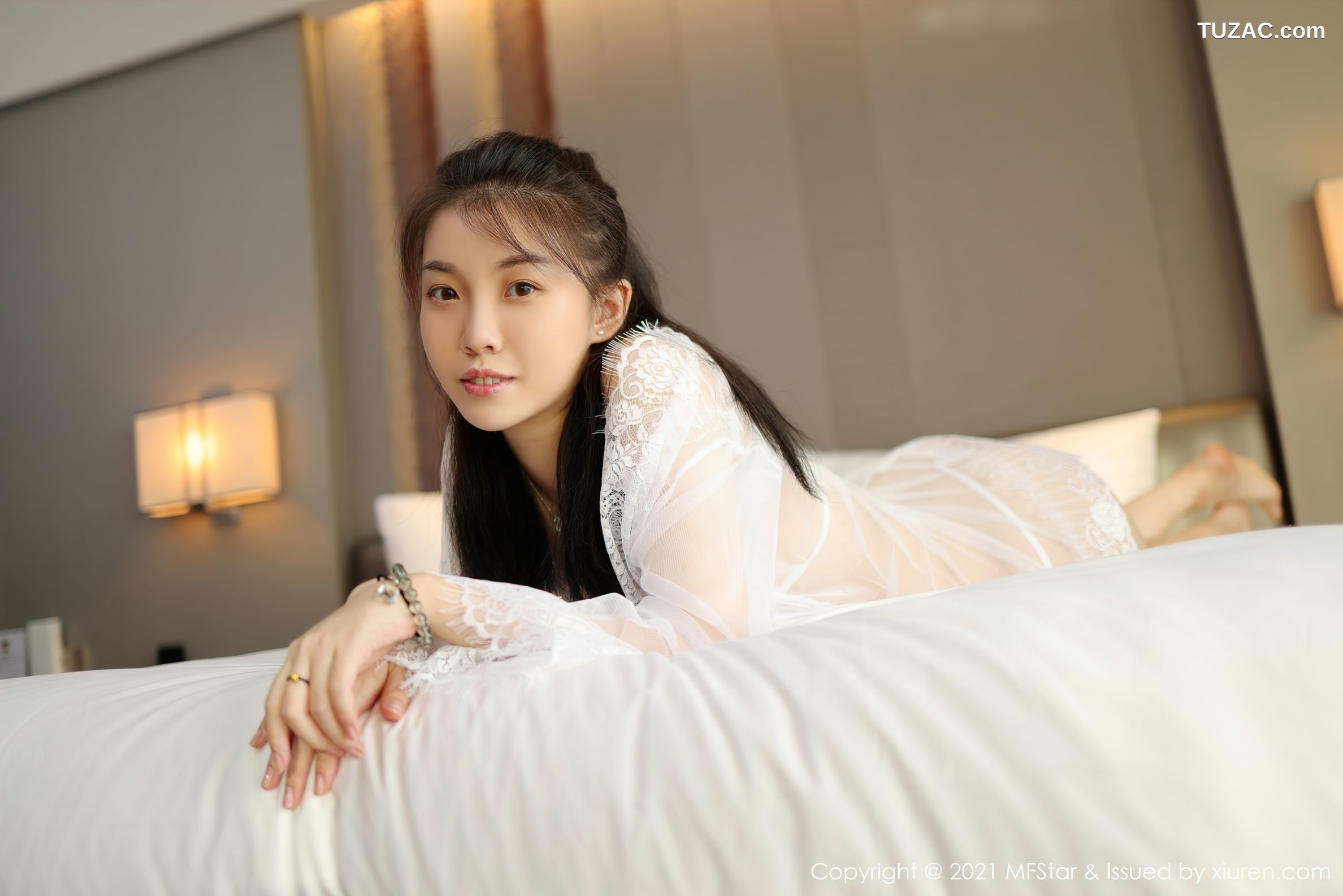 MFStar模范学院-528-一颗甜蛋黄a-居家女友睡衣系列-2021.08.23