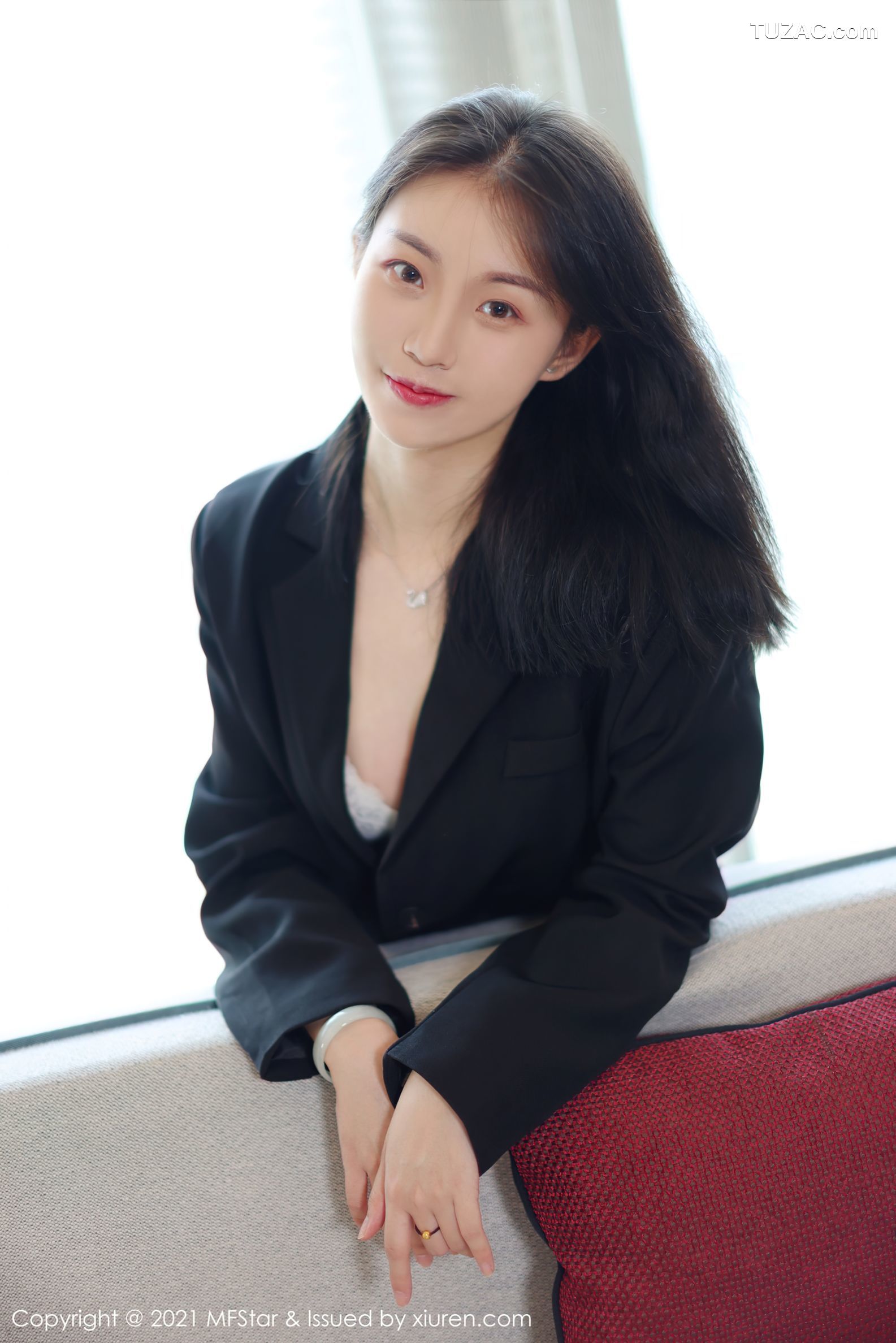 MFStar模范学院-530-一颗甜蛋黄a-牛仔裤蕾丝内衣-2021.08.30