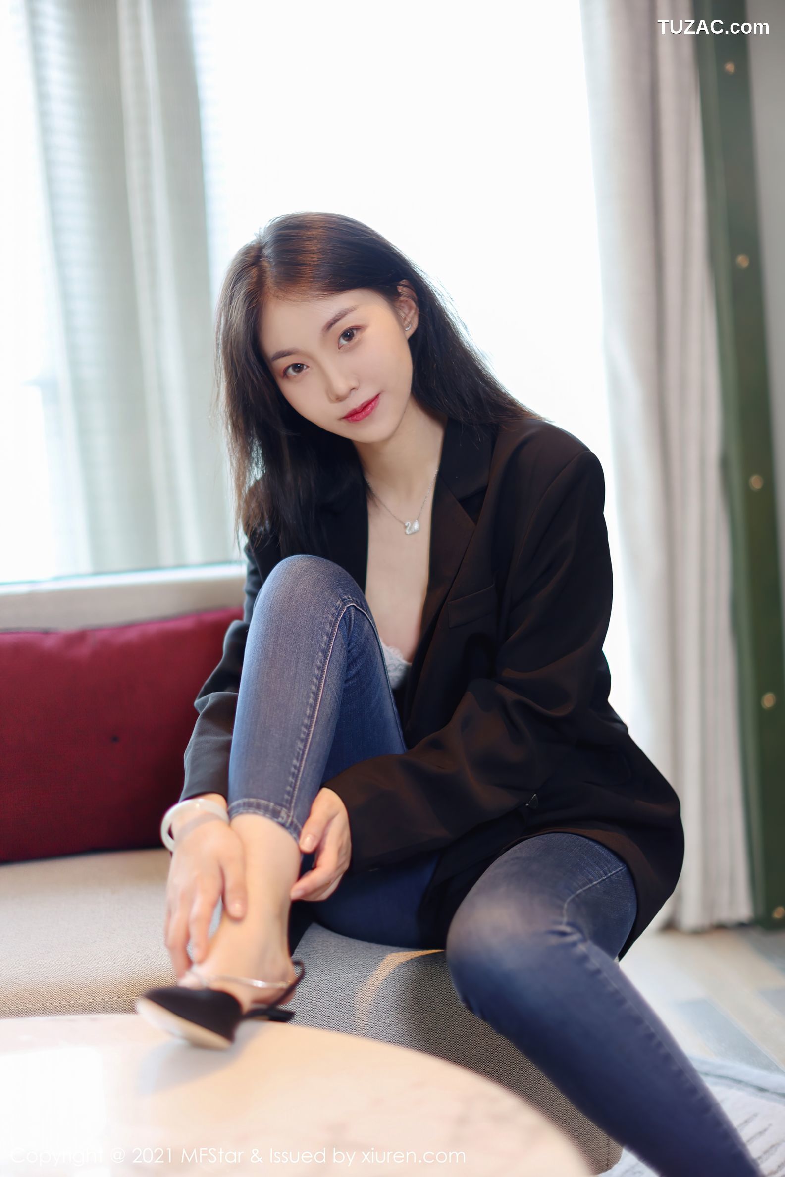 MFStar模范学院-530-一颗甜蛋黄a-牛仔裤蕾丝内衣-2021.08.30