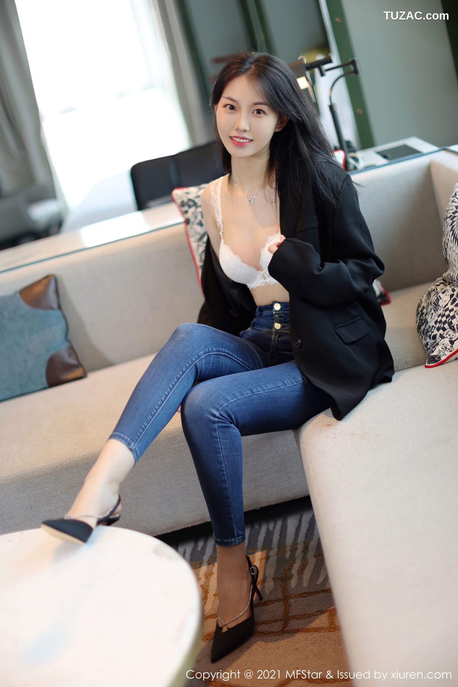 MFStar模范学院-530-一颗甜蛋黄a-牛仔裤蕾丝内衣-2021.08.30