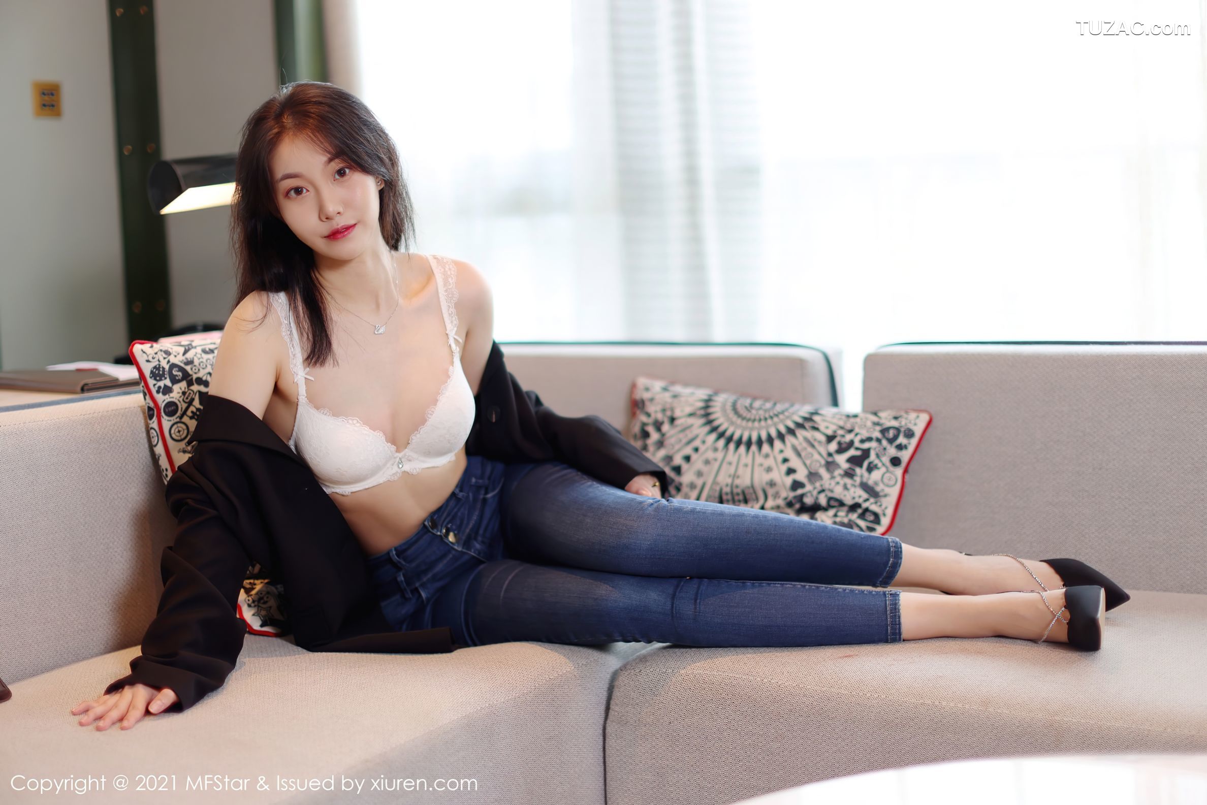 MFStar模范学院-530-一颗甜蛋黄a-牛仔裤蕾丝内衣-2021.08.30