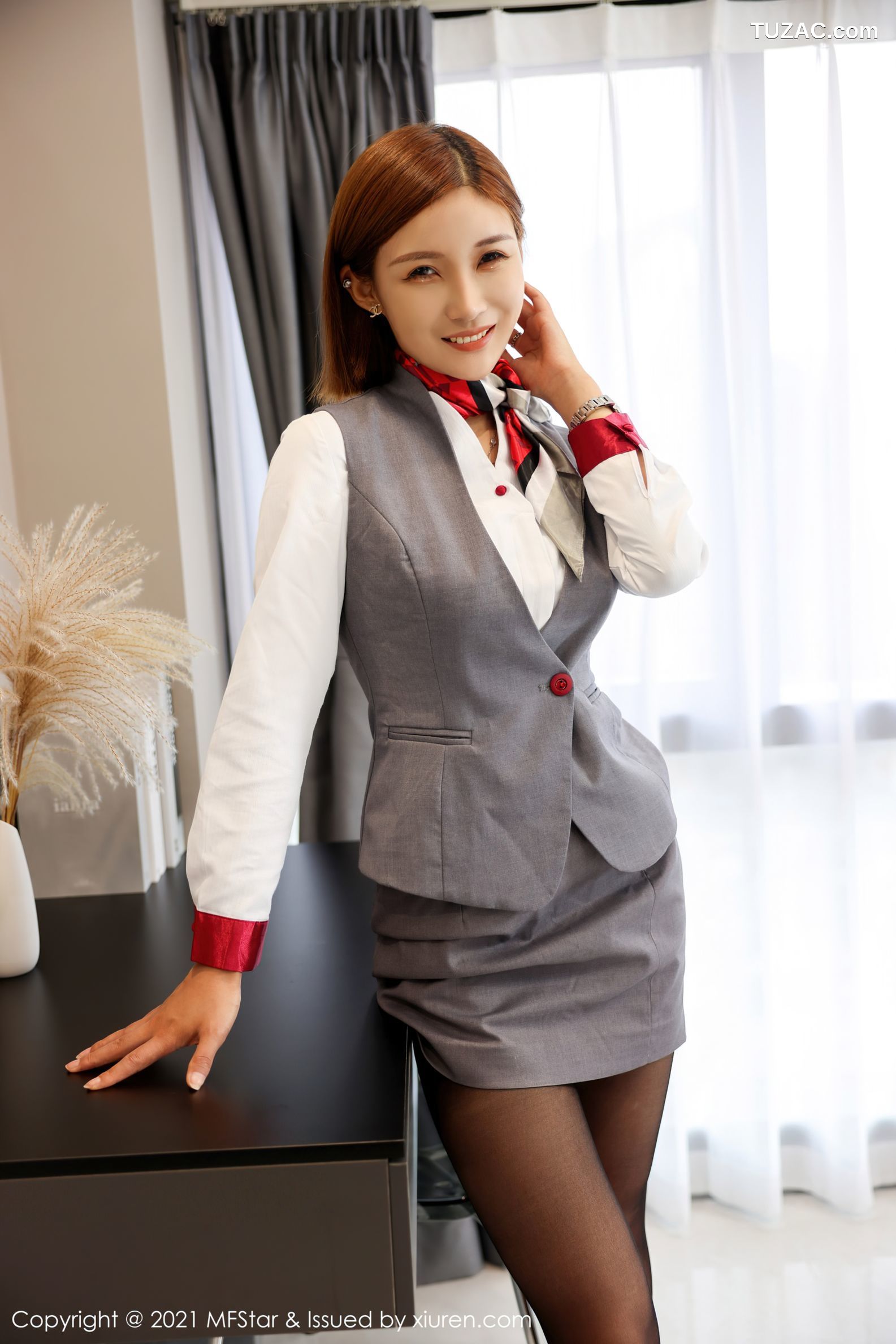 MFStar模范学院-539-王蜜-职场OL制服衬衣性感内衣黑丝-2021.11.16