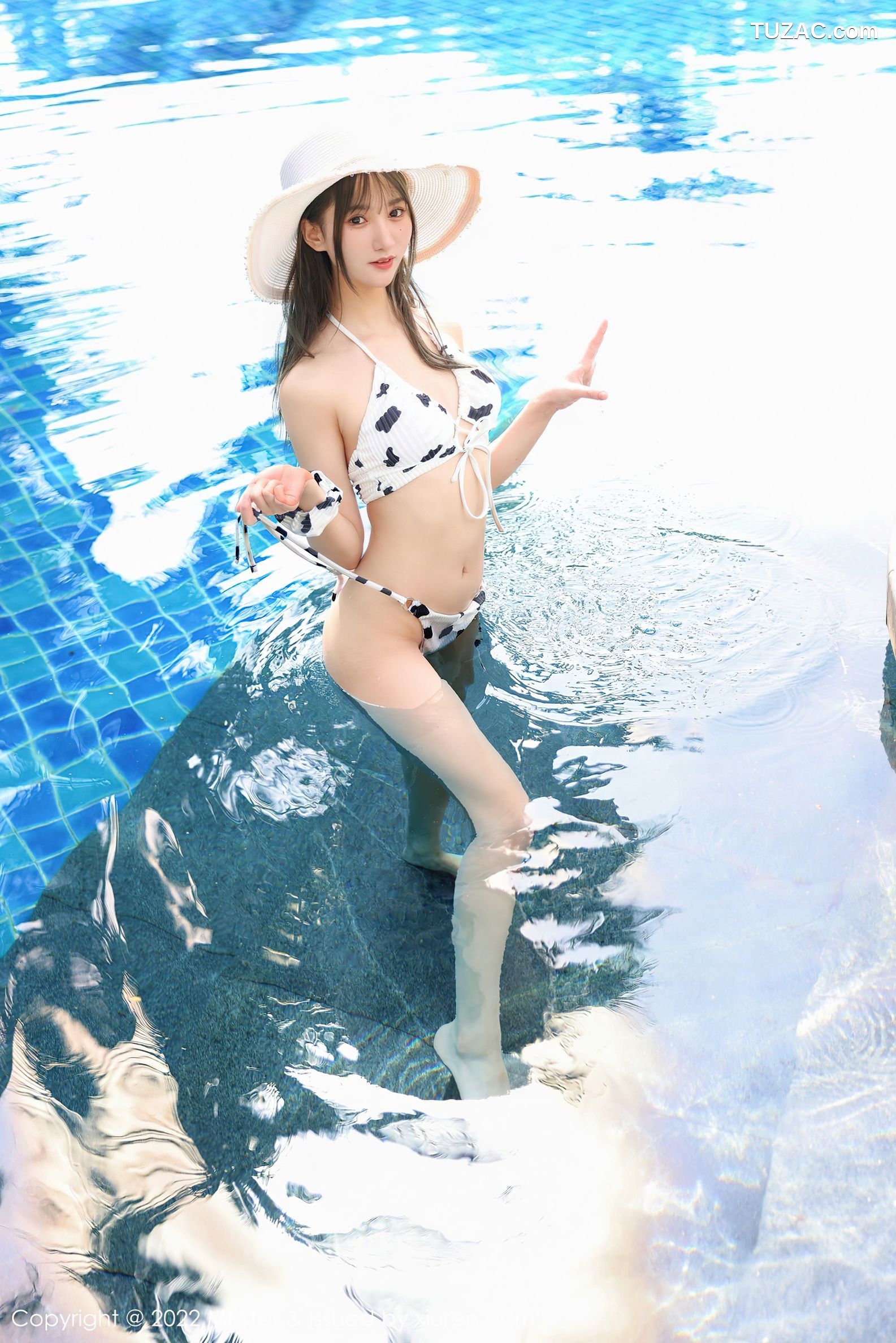 MFStar模范学院-548-小果冻儿Jelly-三亚旅拍性感白色泳衣-2022.01.18