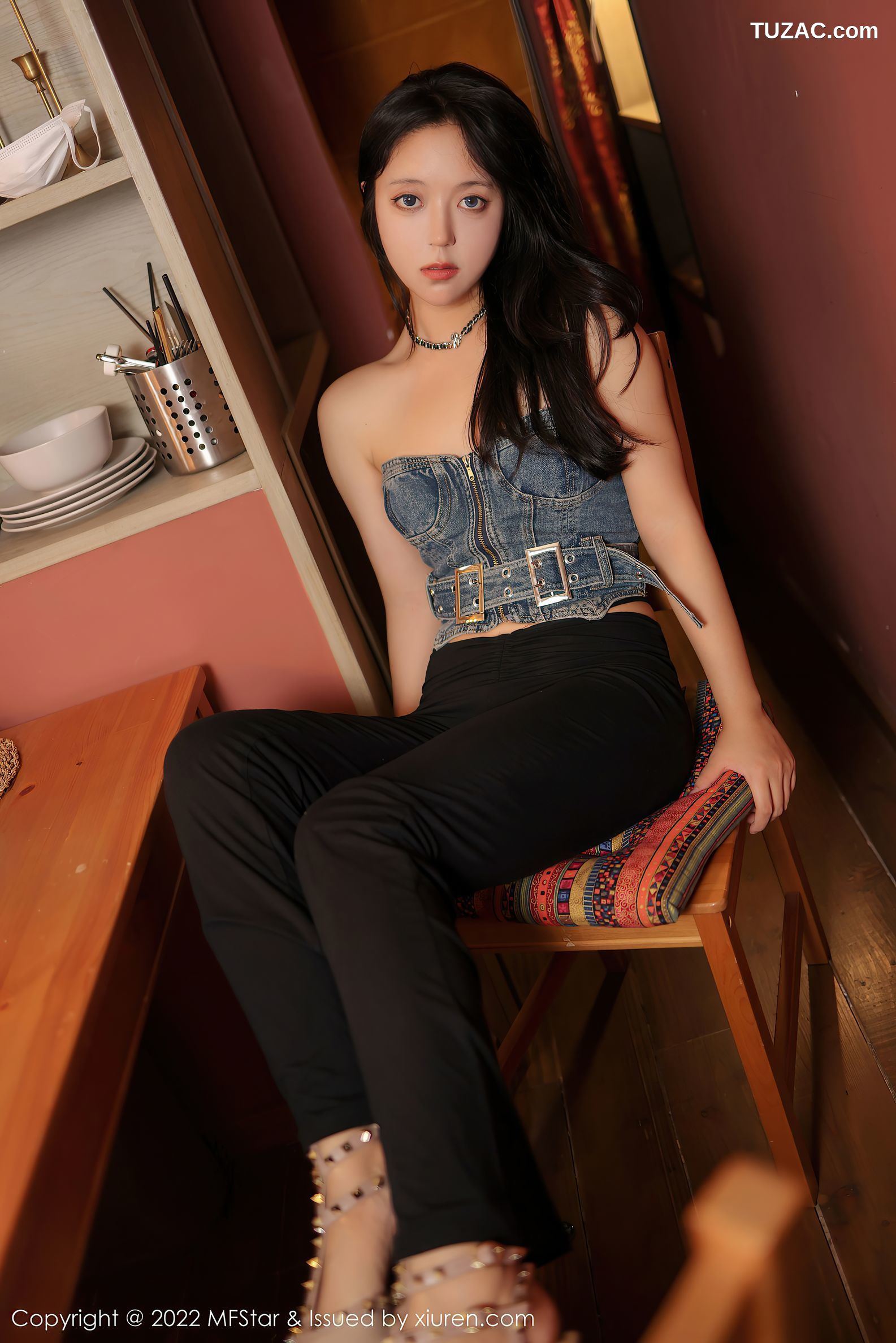 MFStar模范学院-575-露露Andrea-牛仔抹胸黑色长裤丁字裤